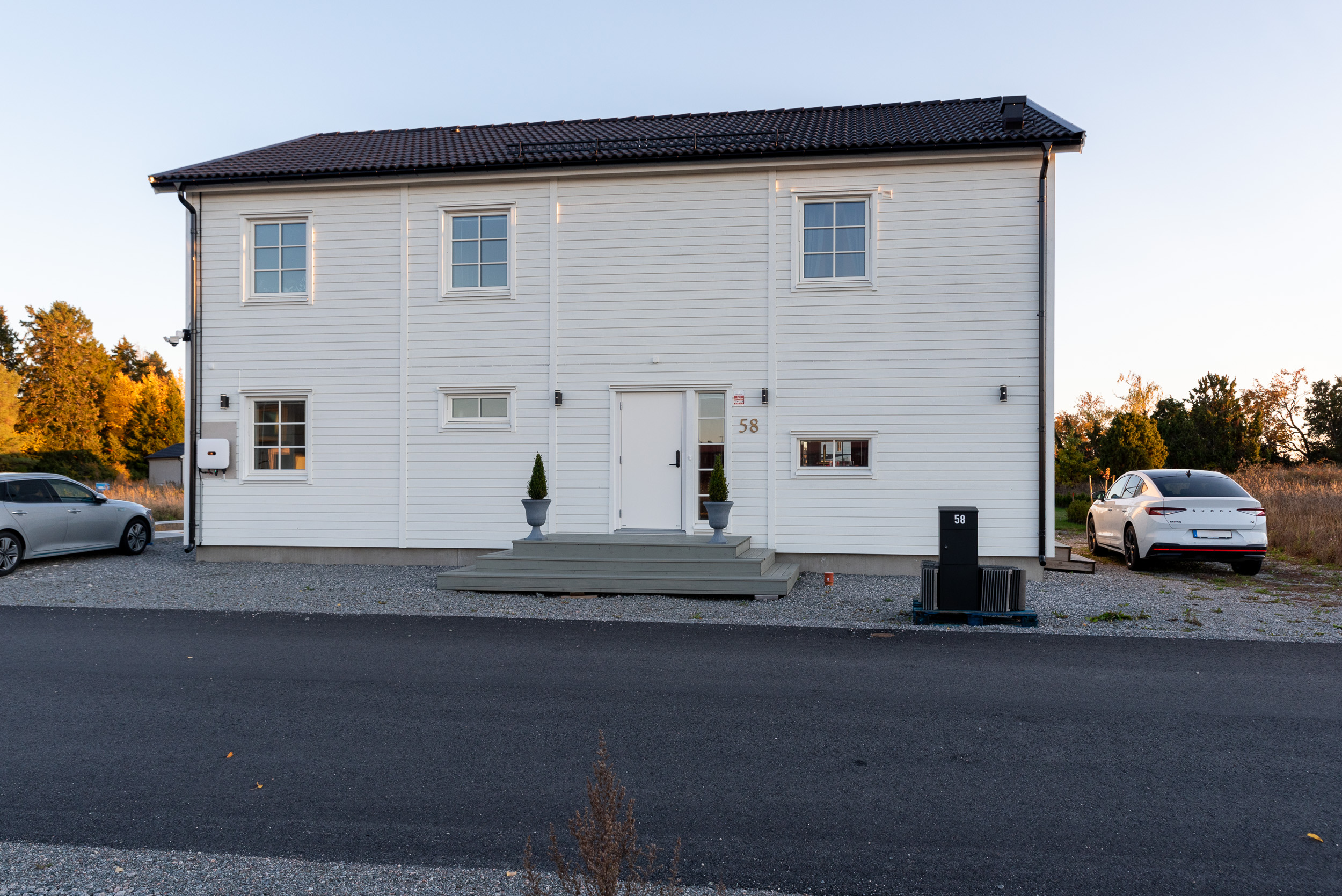 Bostadsbild från Albertusvägen 58, Såld i Dingtuna, Västerås