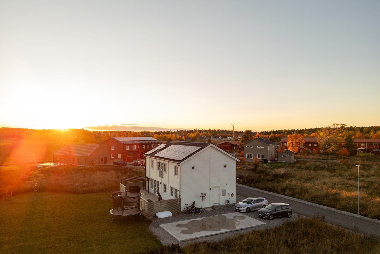 Bostadsbild från Albertusvägen 58, Såld i Dingtuna, Västerås