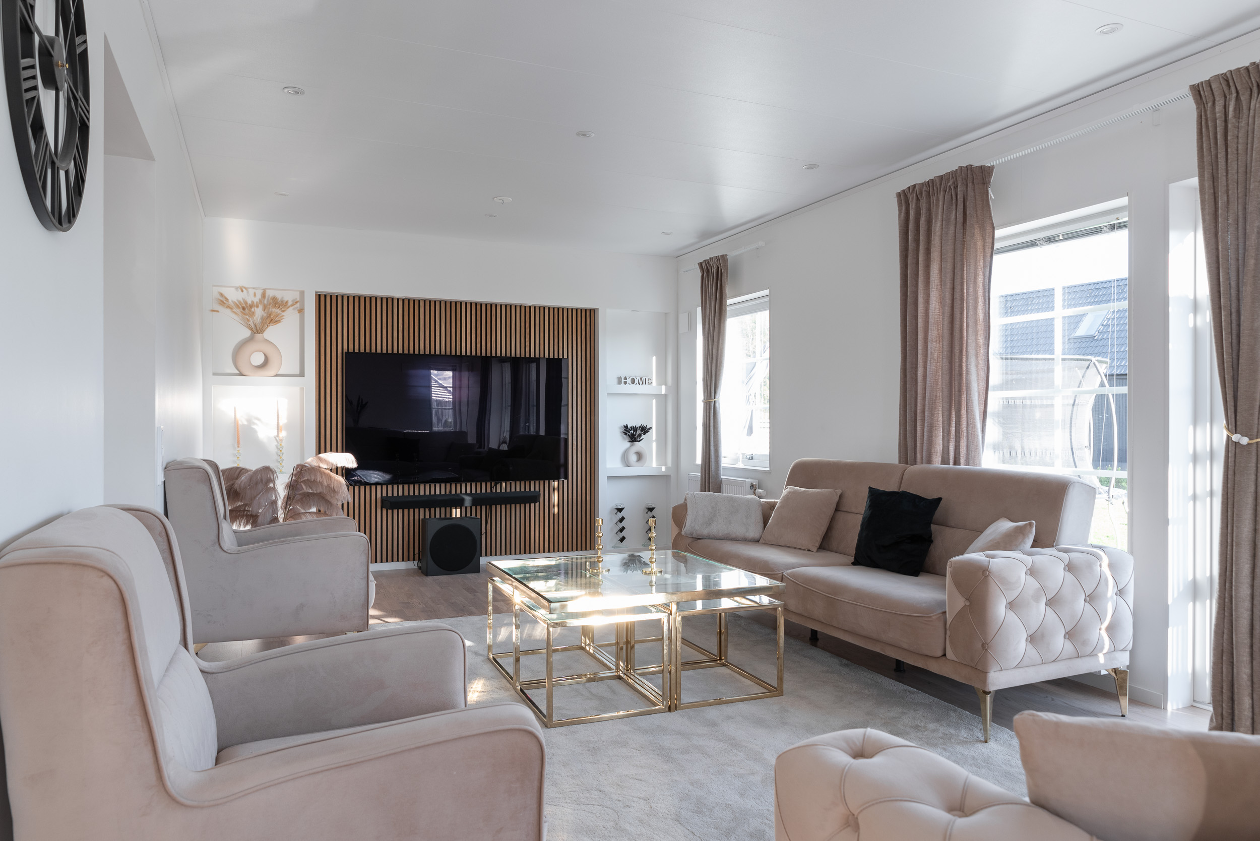 Bostadsbild från Albertusvägen 58, Såld i Dingtuna, Västerås