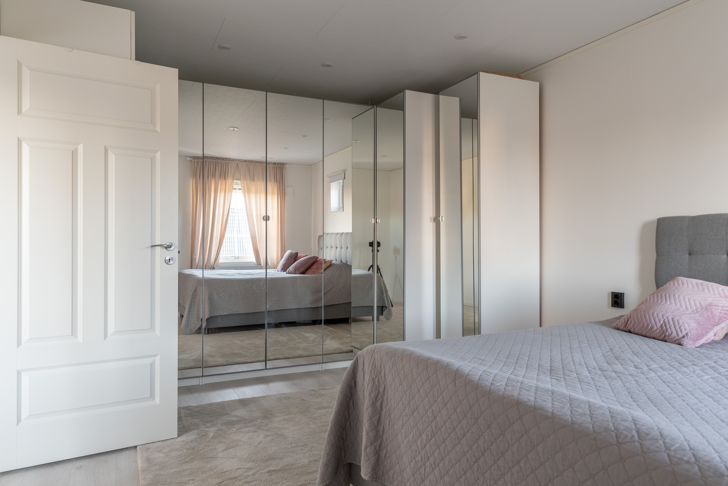 Bostadsbild från Albertusvägen 58, Såld i Dingtuna, Västerås