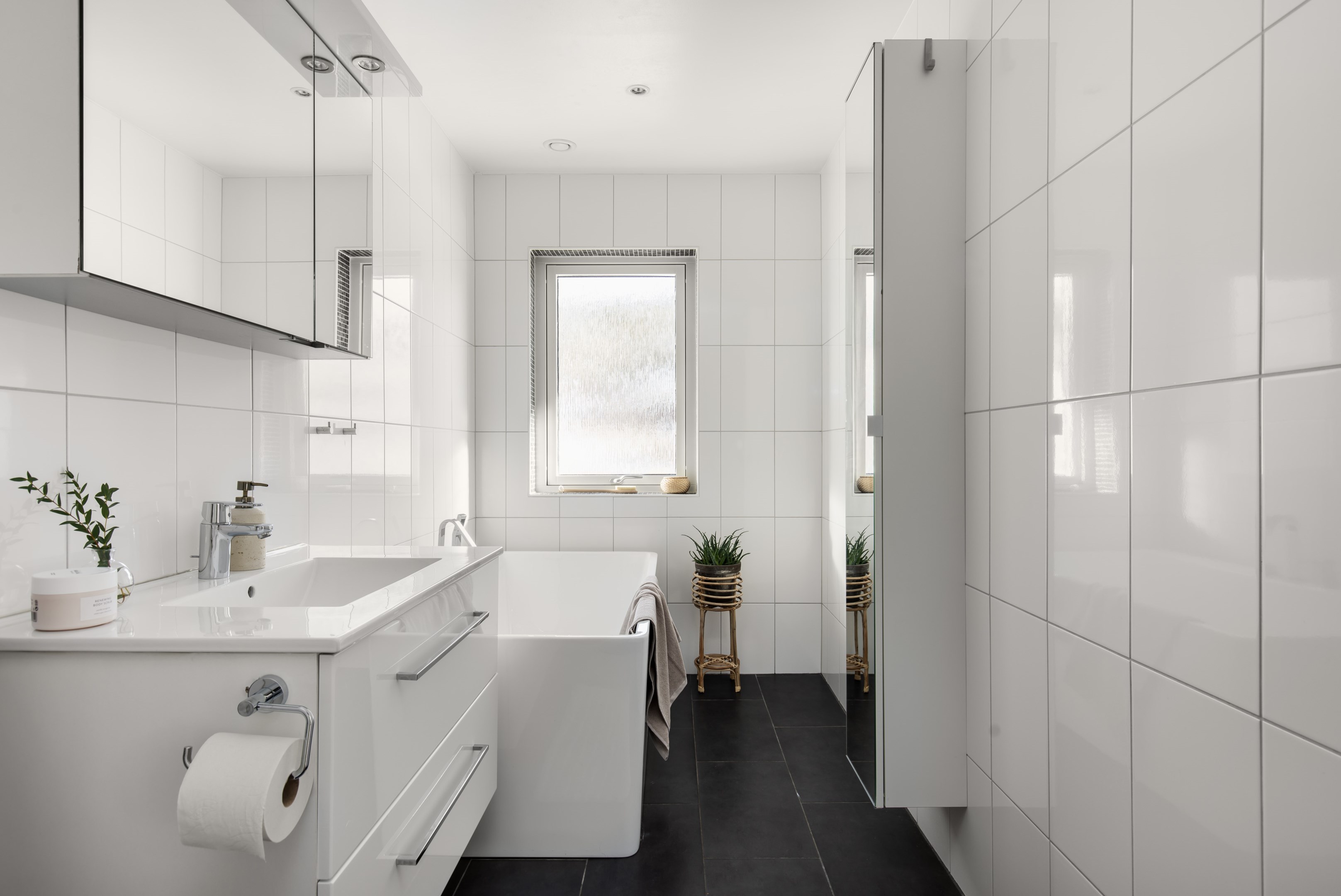 Bostadsbild från Ringleksvägen 21, Såld i Eriksvik, Nacka