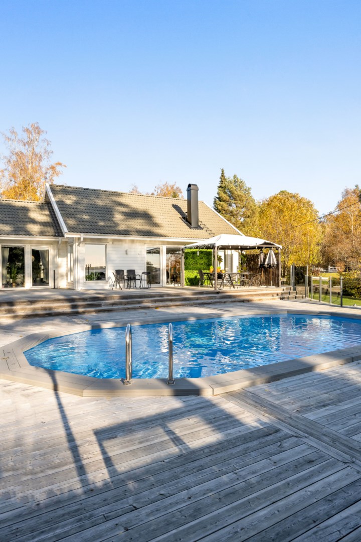 Bostadsbild från Vreta strandväg 52, Såld i Vreta, Uppsala