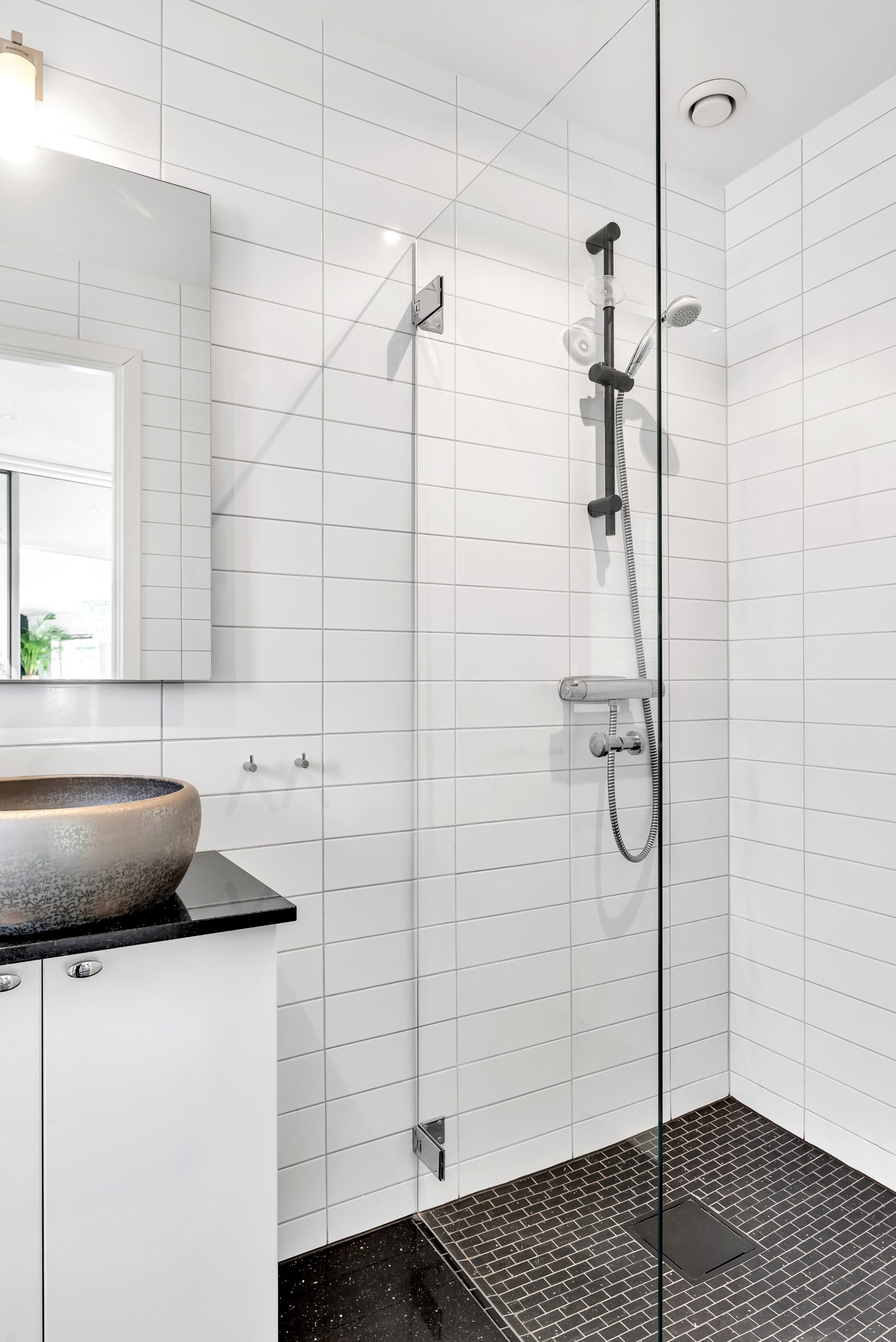 Bostadsbild från Vreta strandväg 52, Såld i Vreta, Uppsala