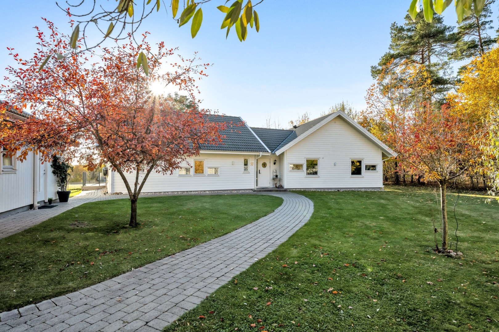 Bostadsbild från Vreta strandväg 52, Såld i Vreta, Uppsala