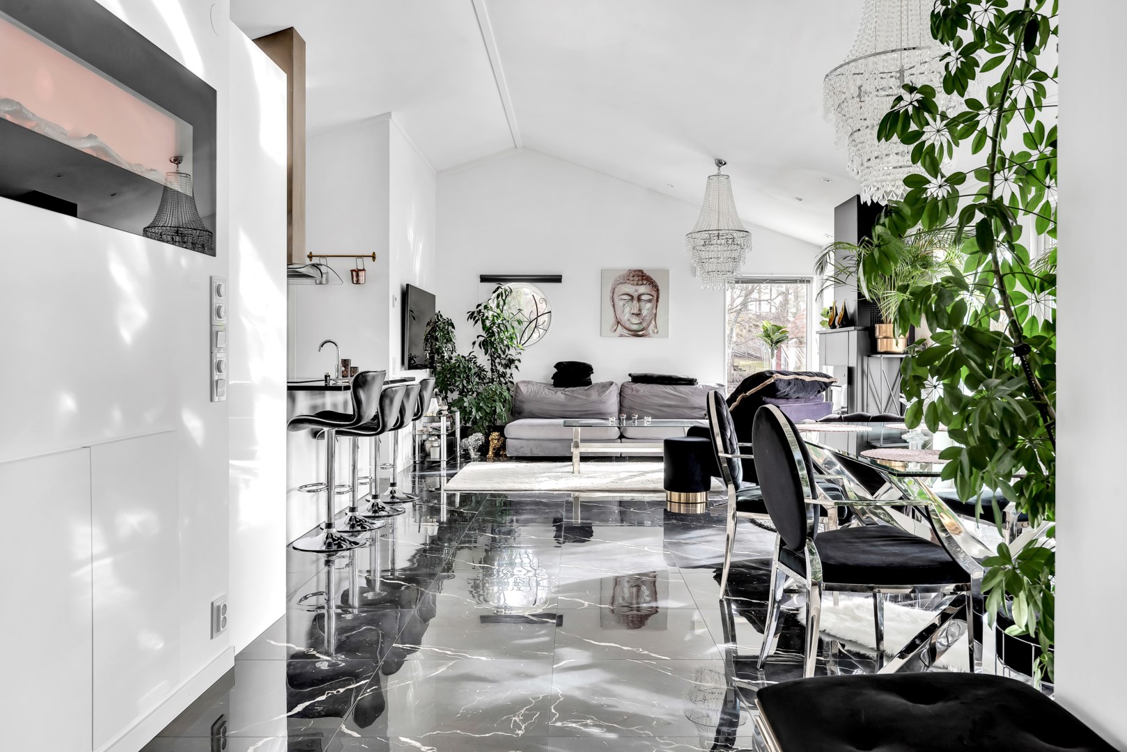 Bostadsbild från Vreta strandväg 52, Såld i Vreta, Uppsala