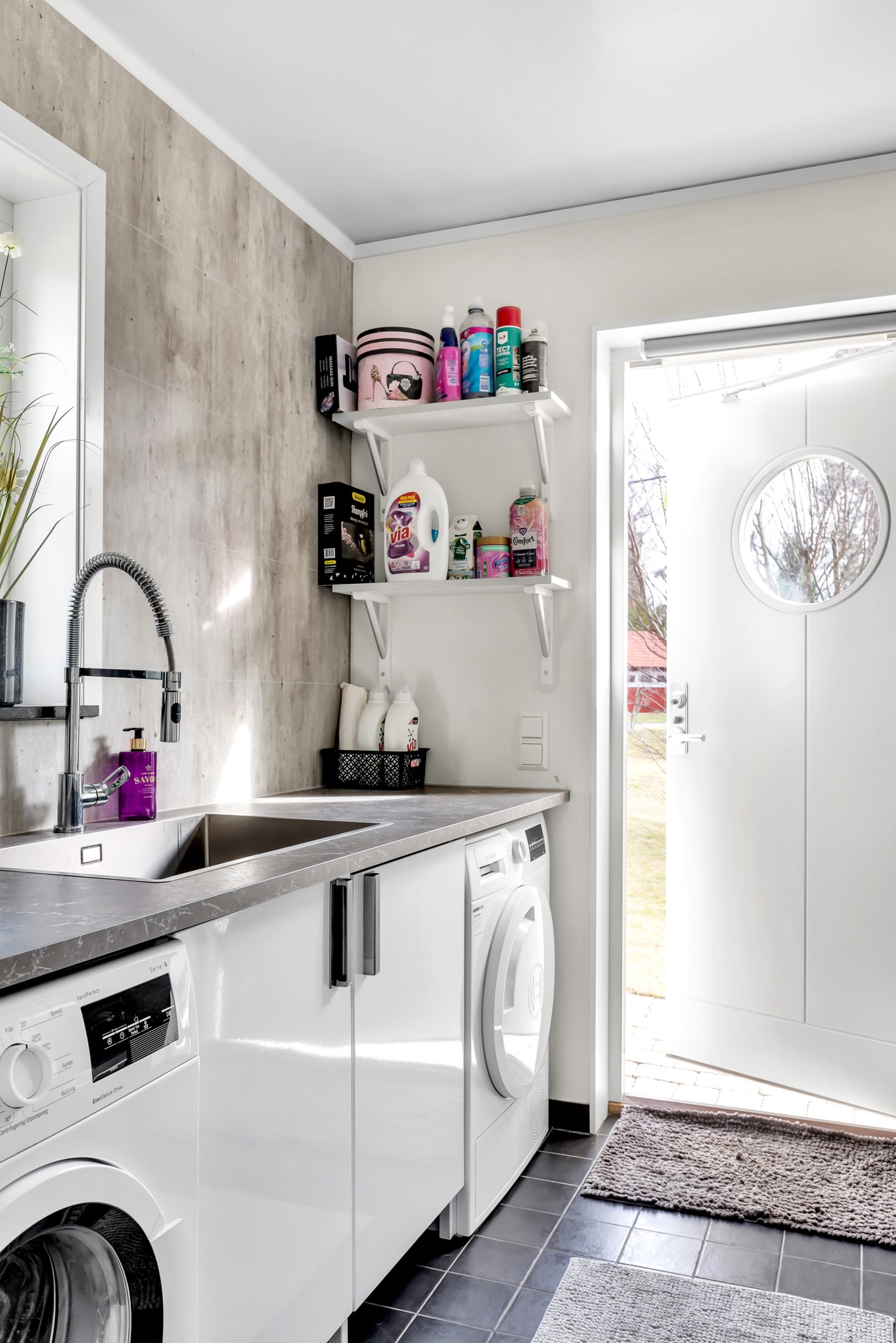 Bostadsbild från Vreta strandväg 52, Såld i Vreta, Uppsala