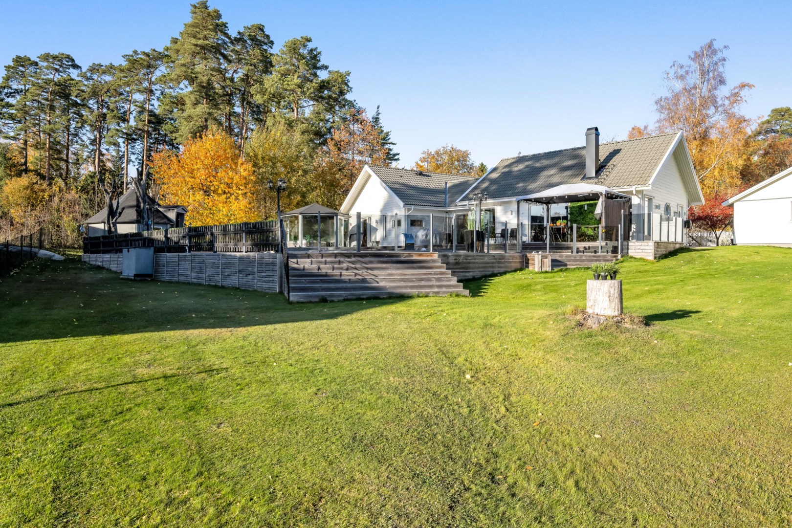 Bostadsbild från Vreta strandväg 52, Såld i Vreta, Uppsala