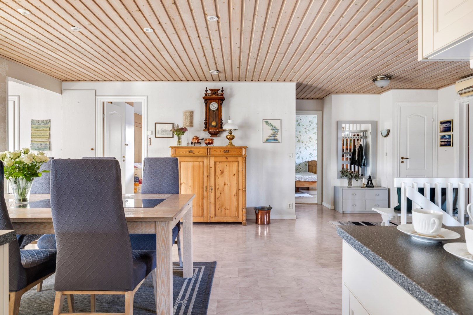 Bostadsbild från Fjärdingsvägen 19, Såld i Bälinge, Uppsala