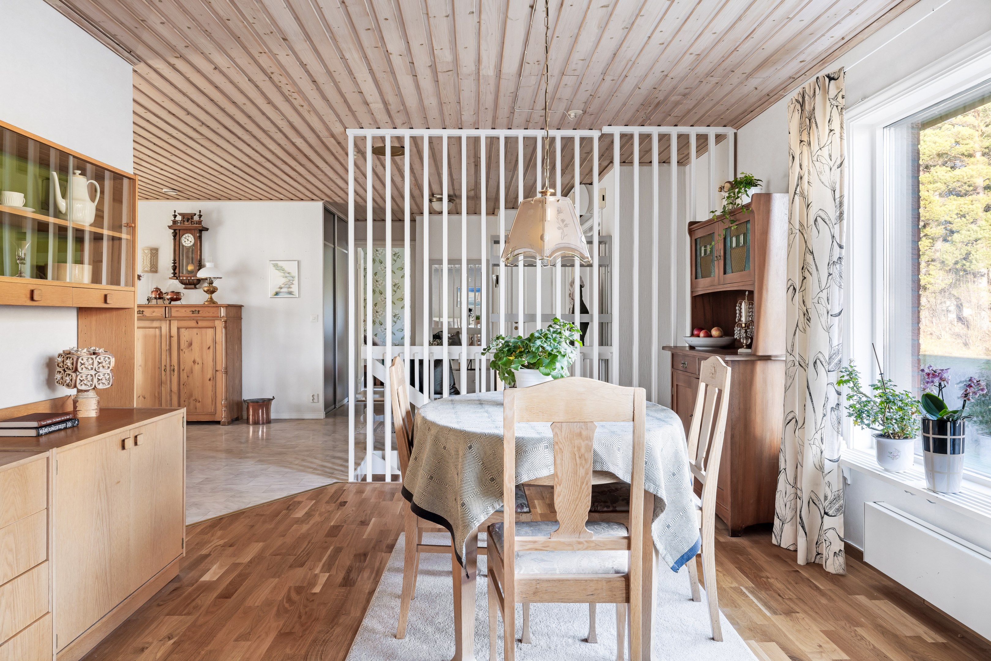 Bostadsbild från Fjärdingsvägen 19, Såld i Bälinge, Uppsala