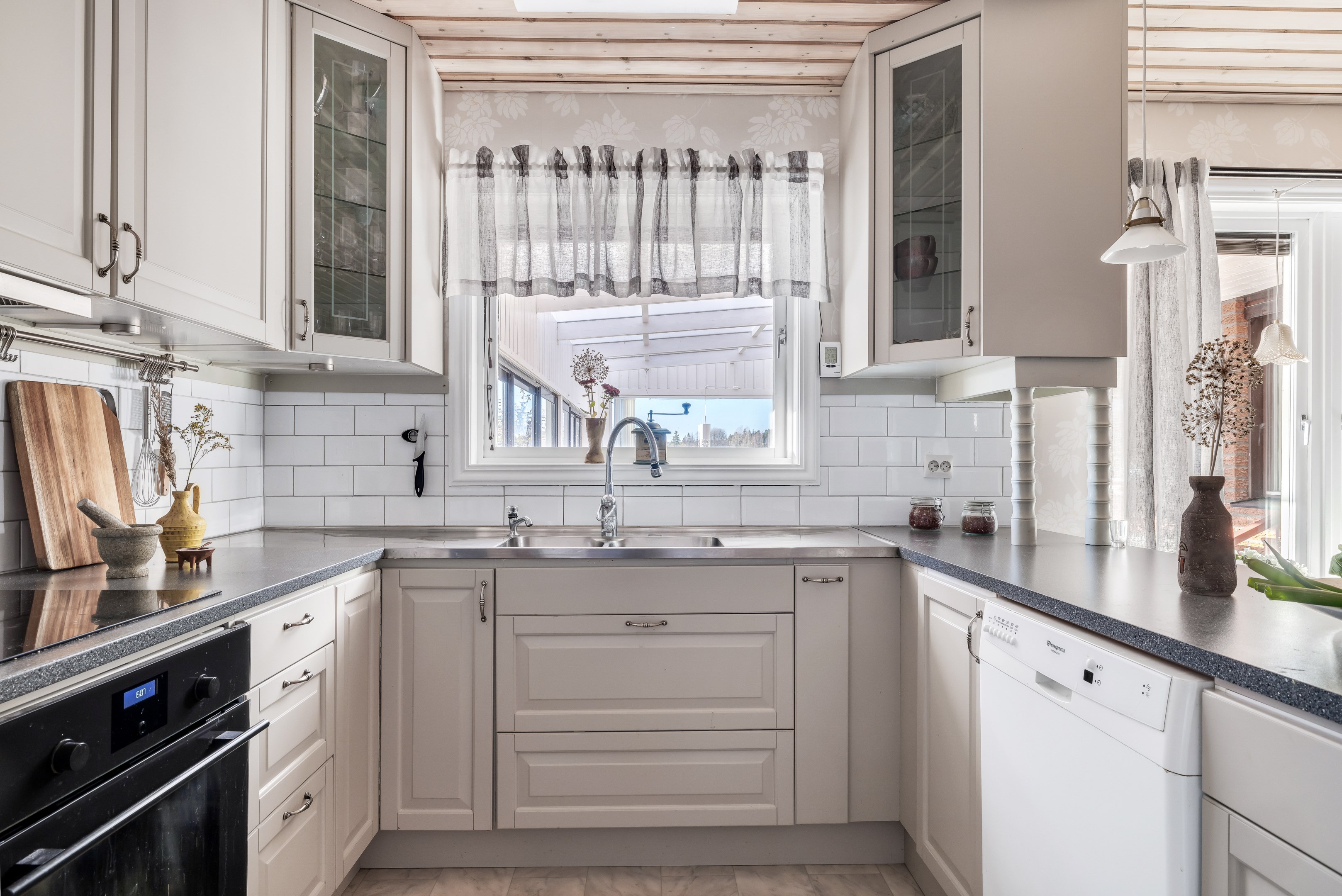 Bostadsbild från Fjärdingsvägen 19, Såld i Bälinge, Uppsala