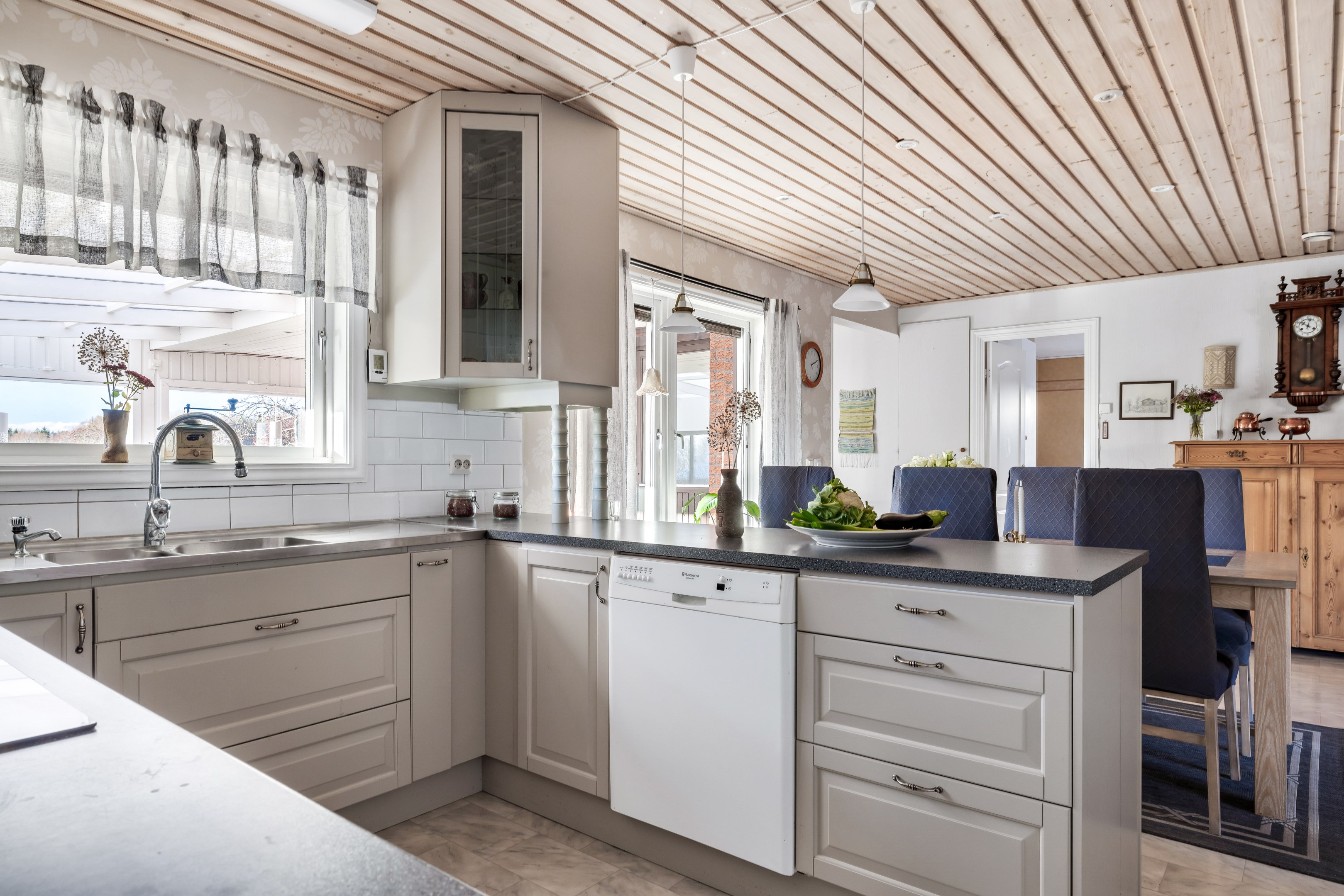 Bostadsbild från Fjärdingsvägen 19, Såld i Bälinge, Uppsala