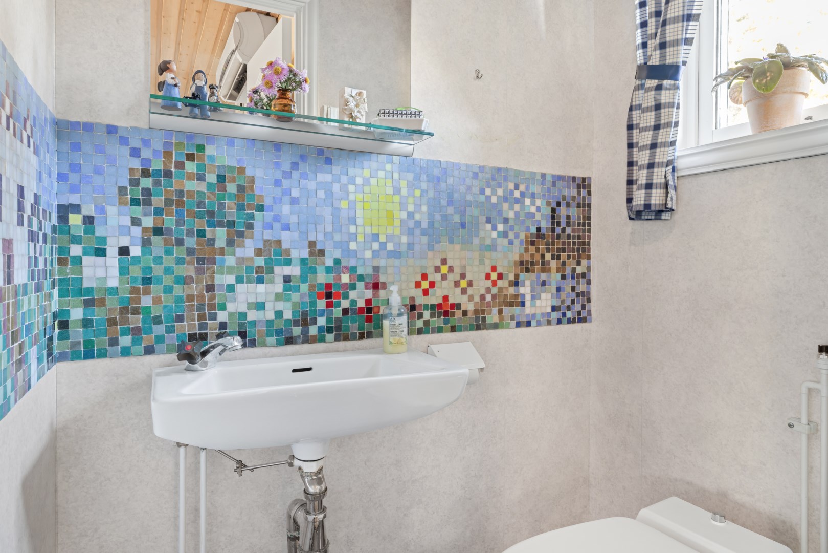 Bostadsbild från Fjärdingsvägen 19, Såld i Bälinge, Uppsala