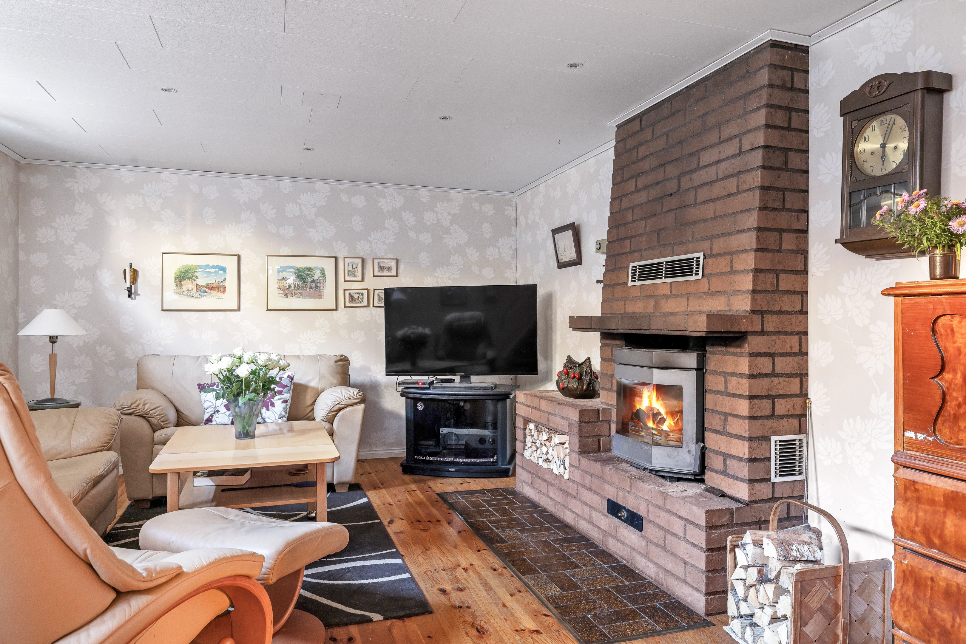 Bostadsbild från Fjärdingsvägen 19, Såld i Bälinge, Uppsala