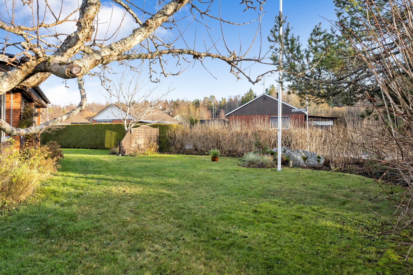 Bostadsbild från Limvägen 1, Såld i Storvreta, Uppsala