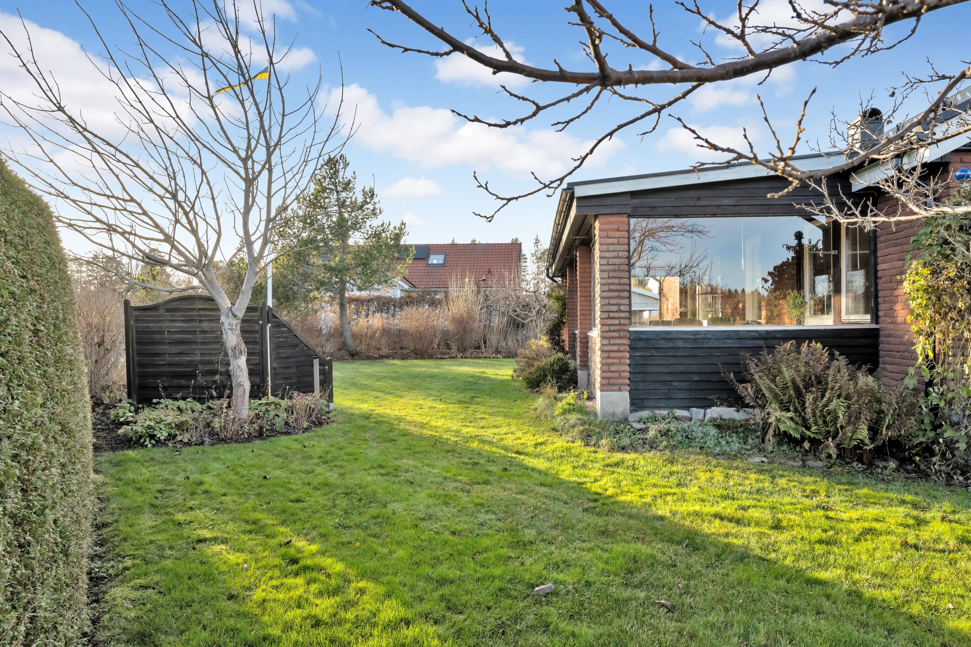 Bostadsbild från Limvägen 1, Såld i Storvreta, Uppsala