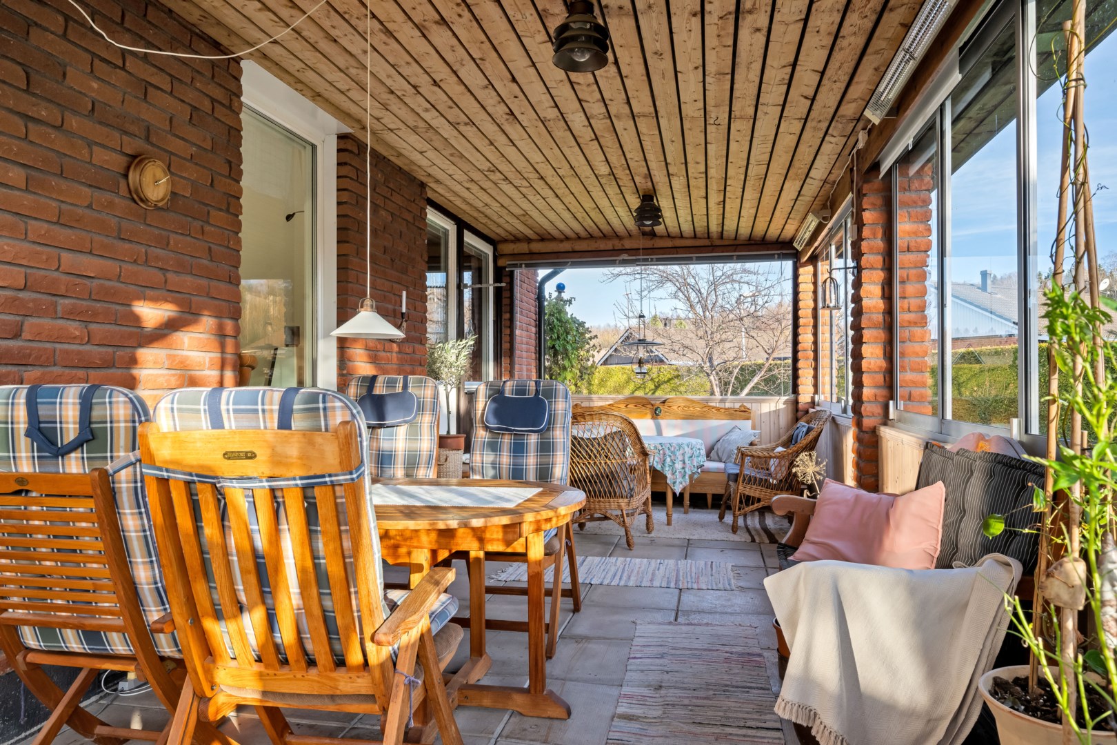 Bostadsbild från Limvägen 1, Såld i Storvreta, Uppsala