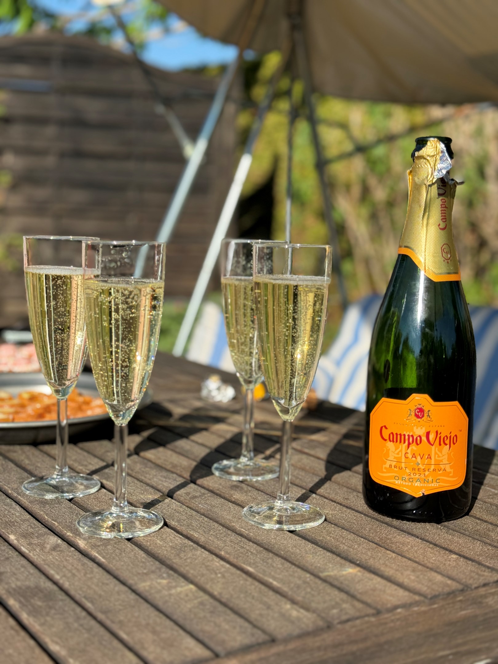 Bostadsbild från Limvägen 1, Såld i Storvreta, Uppsala