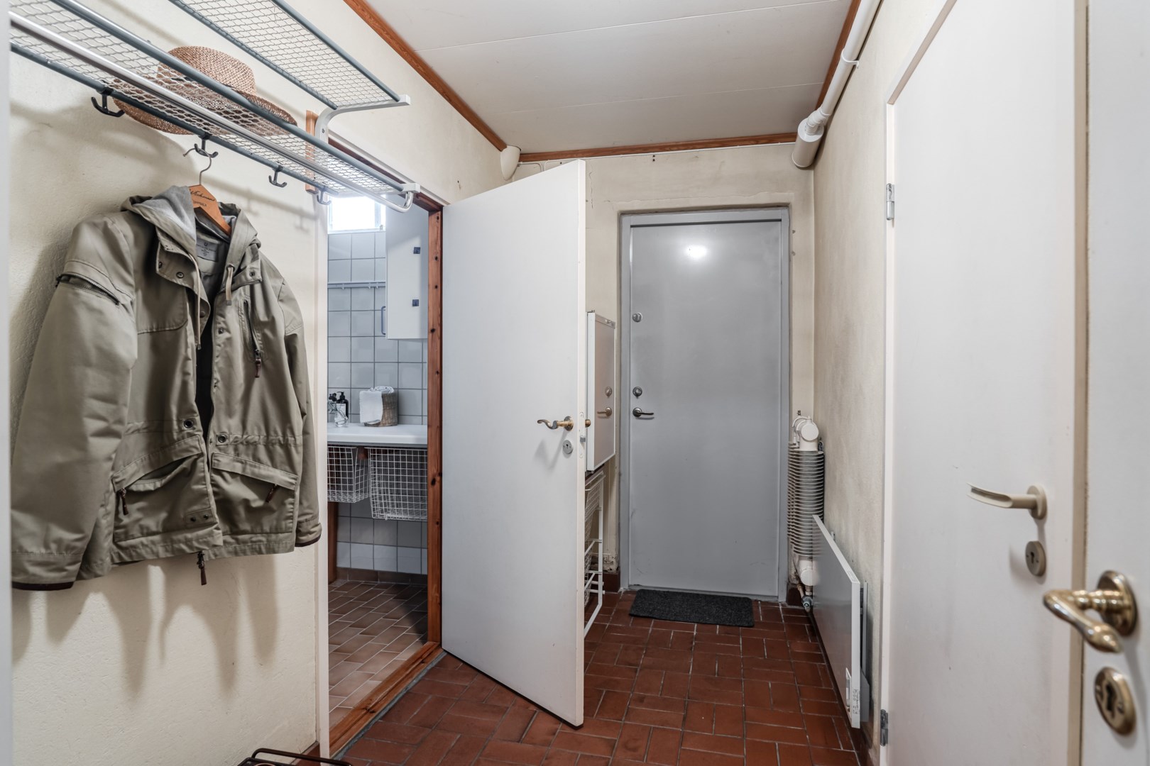 Bostadsbild från Limvägen 1, Såld i Storvreta, Uppsala