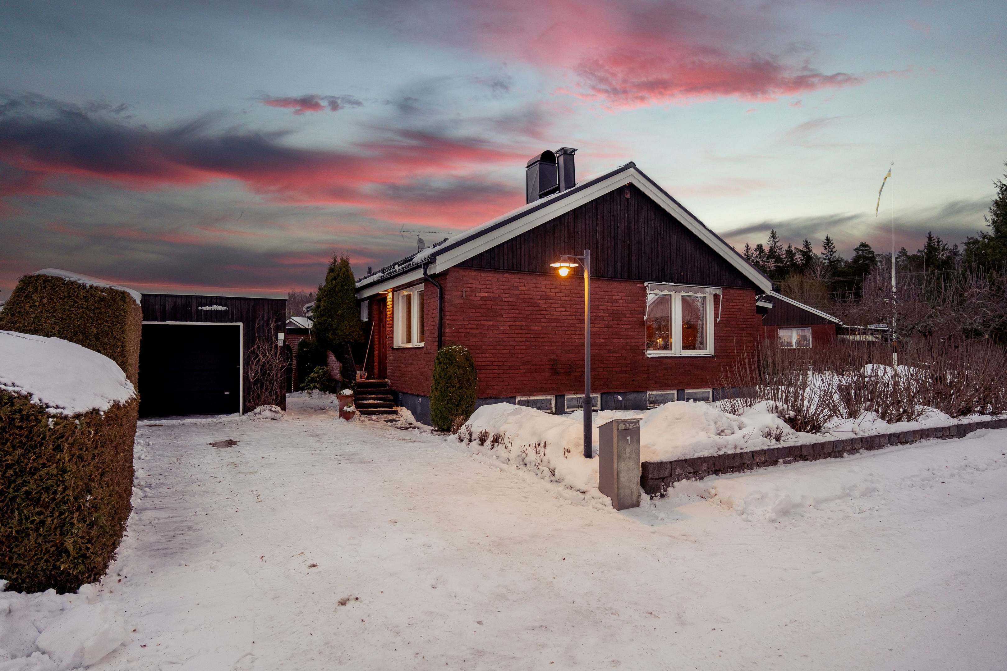 Bostadsbild från Limvägen 1, Såld i Storvreta, Uppsala