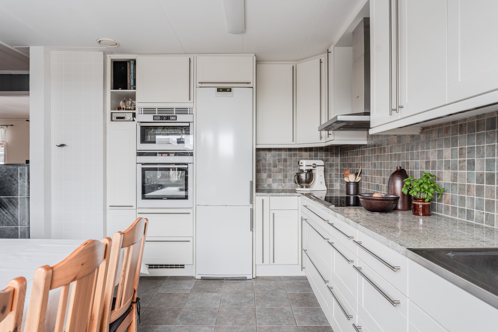 Bostadsbild från Limvägen 1, Såld i Storvreta, Uppsala