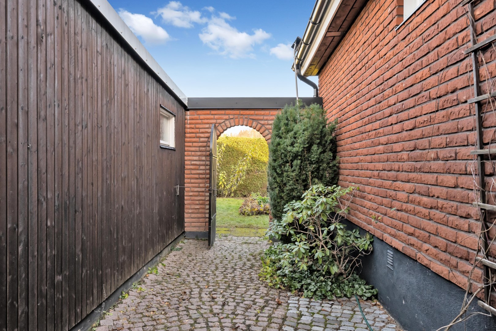 Bostadsbild från Limvägen 1, Såld i Storvreta, Uppsala