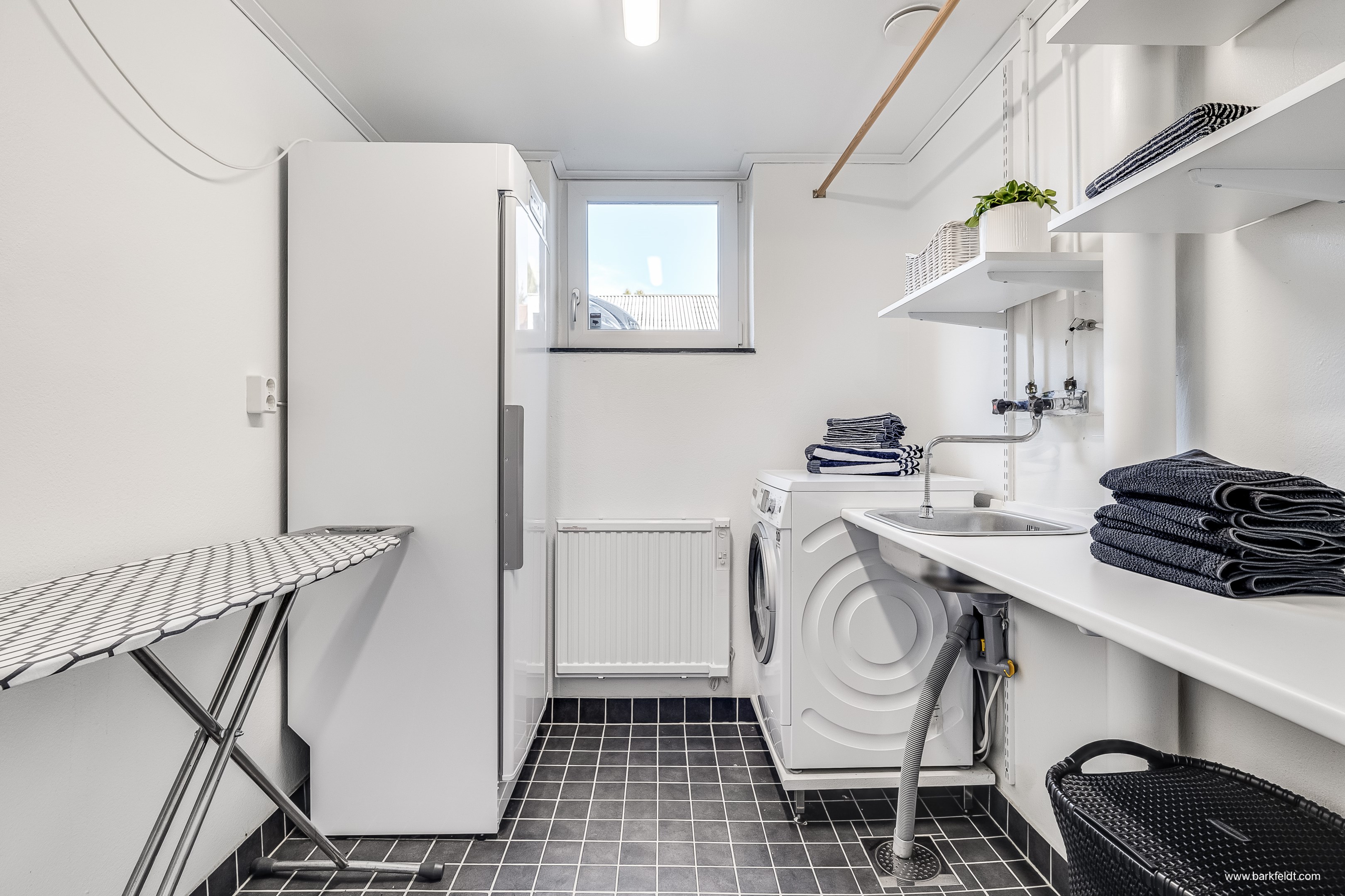 Bostadsbild från Backvägen 6 B, Till salu i Sunnersta, Uppsala