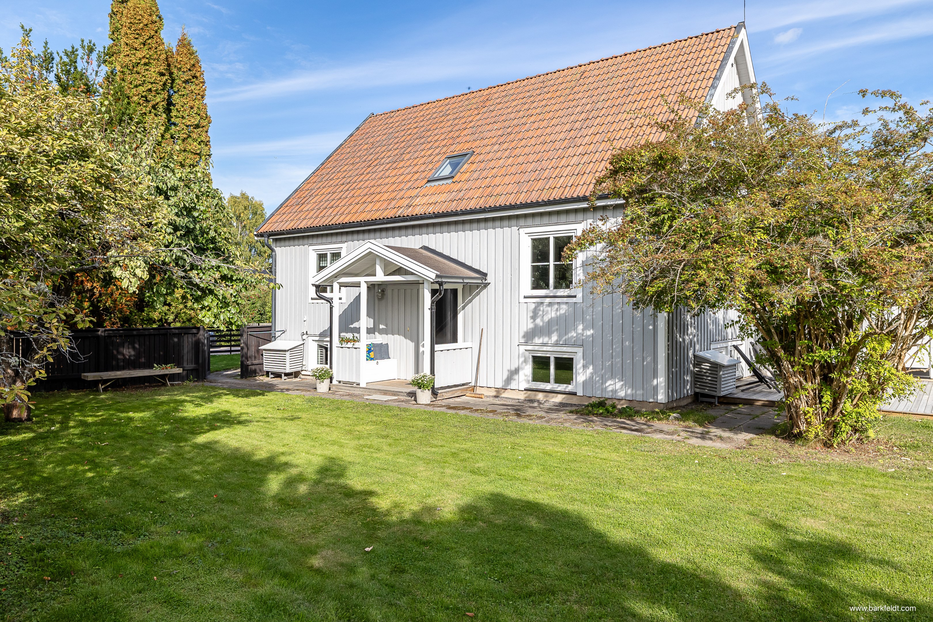 Bostadsbild från Backvägen 6 B, Till salu i Sunnersta, Uppsala