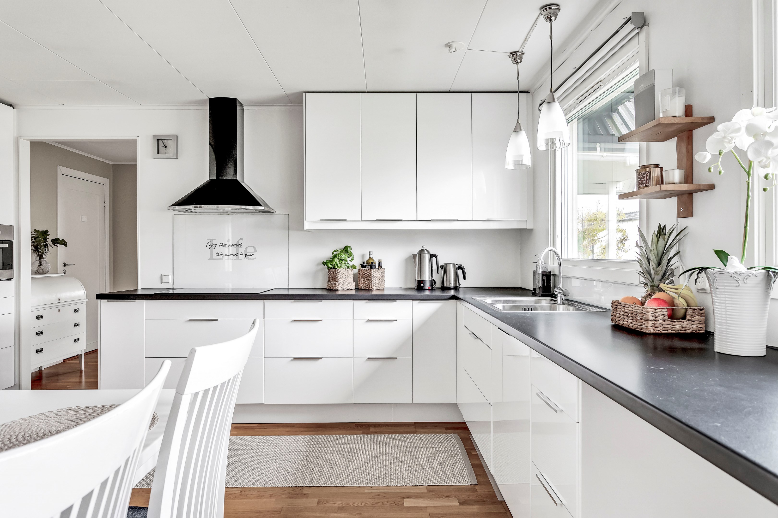 Bostadsbild från Röjningsvägen 12, Såld i Bälinge, Uppsala