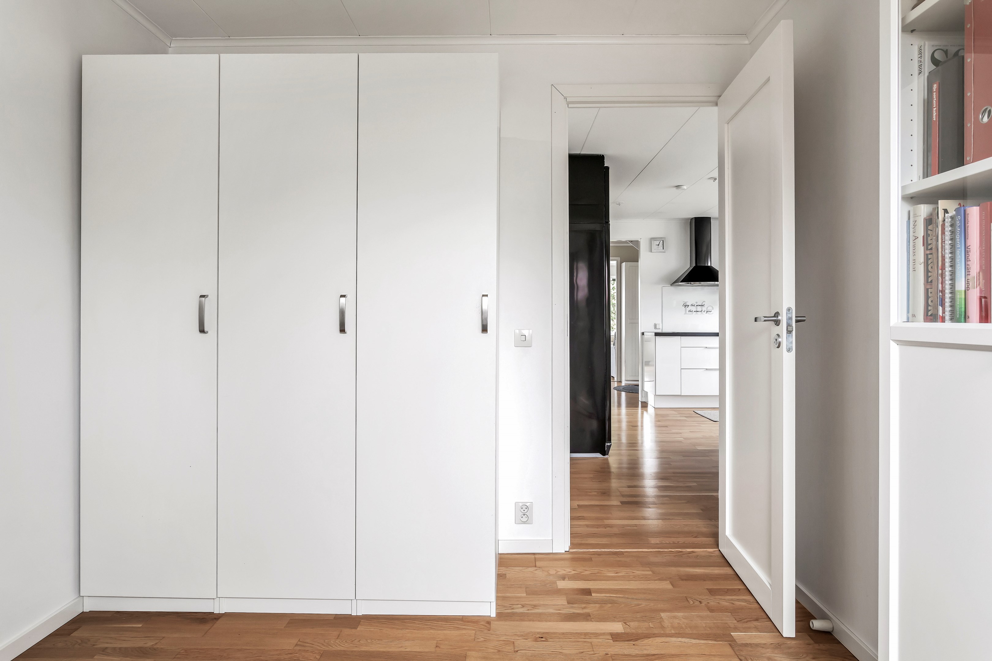 Bostadsbild från Röjningsvägen 12, Såld i Bälinge, Uppsala