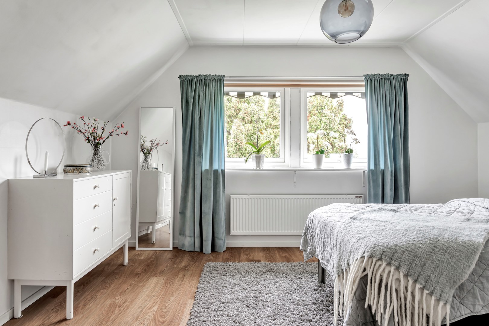 Bostadsbild från Röjningsvägen 12, Såld i Bälinge, Uppsala