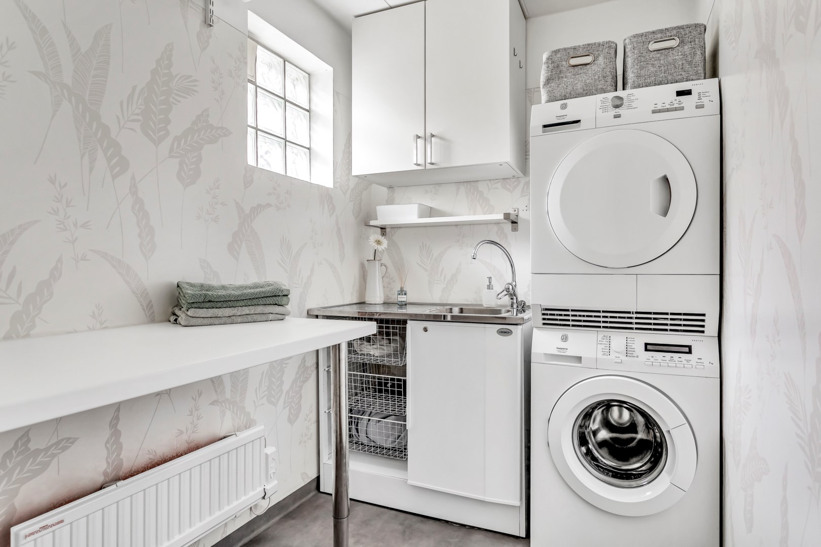 Bostadsbild från Röjningsvägen 12, Såld i Bälinge, Uppsala