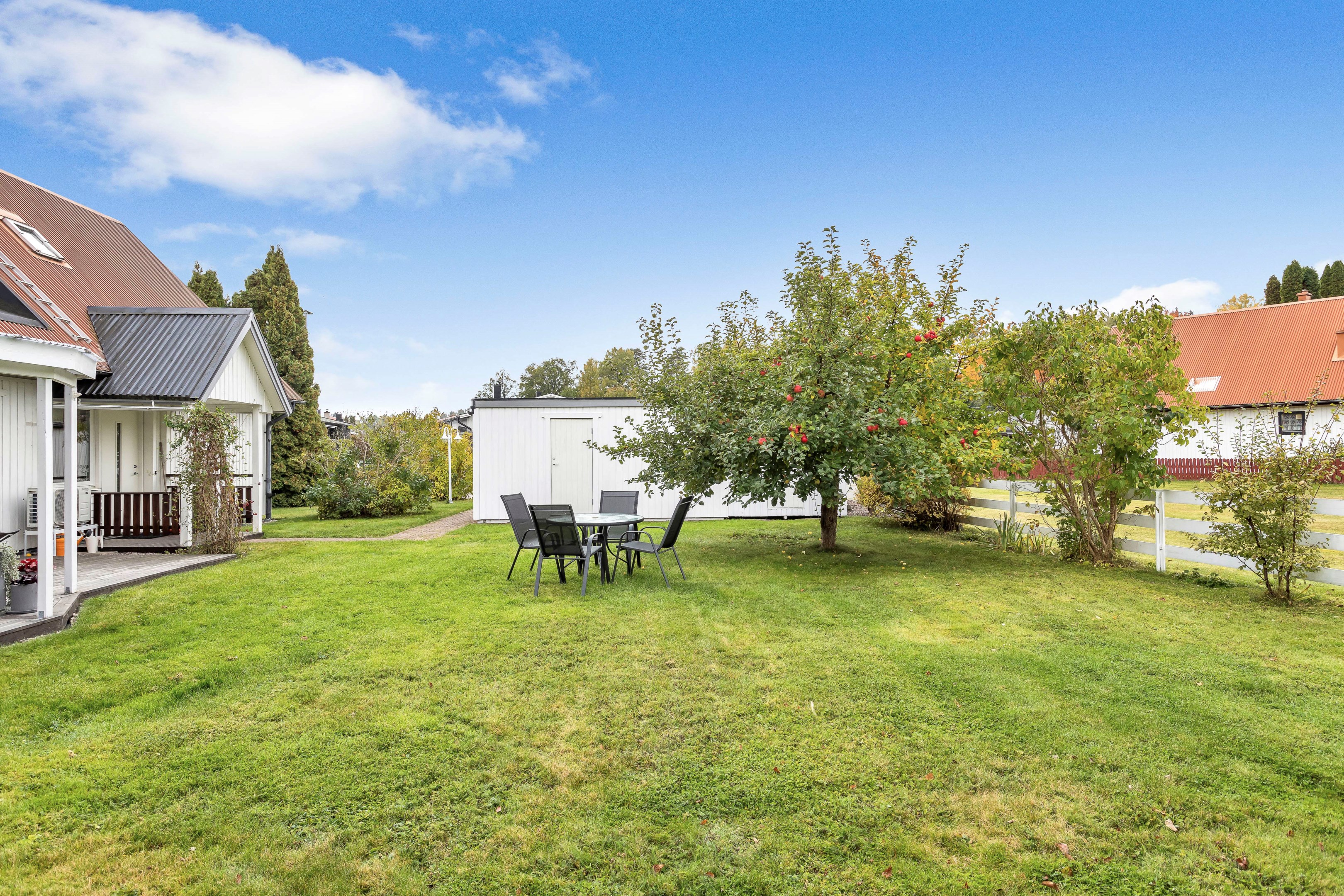 Bostadsbild från Röjningsvägen 12, Såld i Bälinge, Uppsala