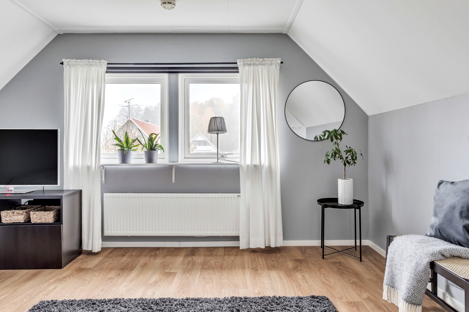 Bostadsbild från Röjningsvägen 12, Såld i Bälinge, Uppsala