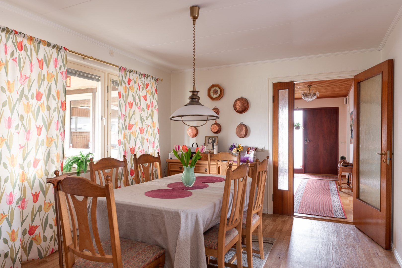 Bostadsbild från Guldnålsgatan 6, Såld i Brandthovda, Västerås