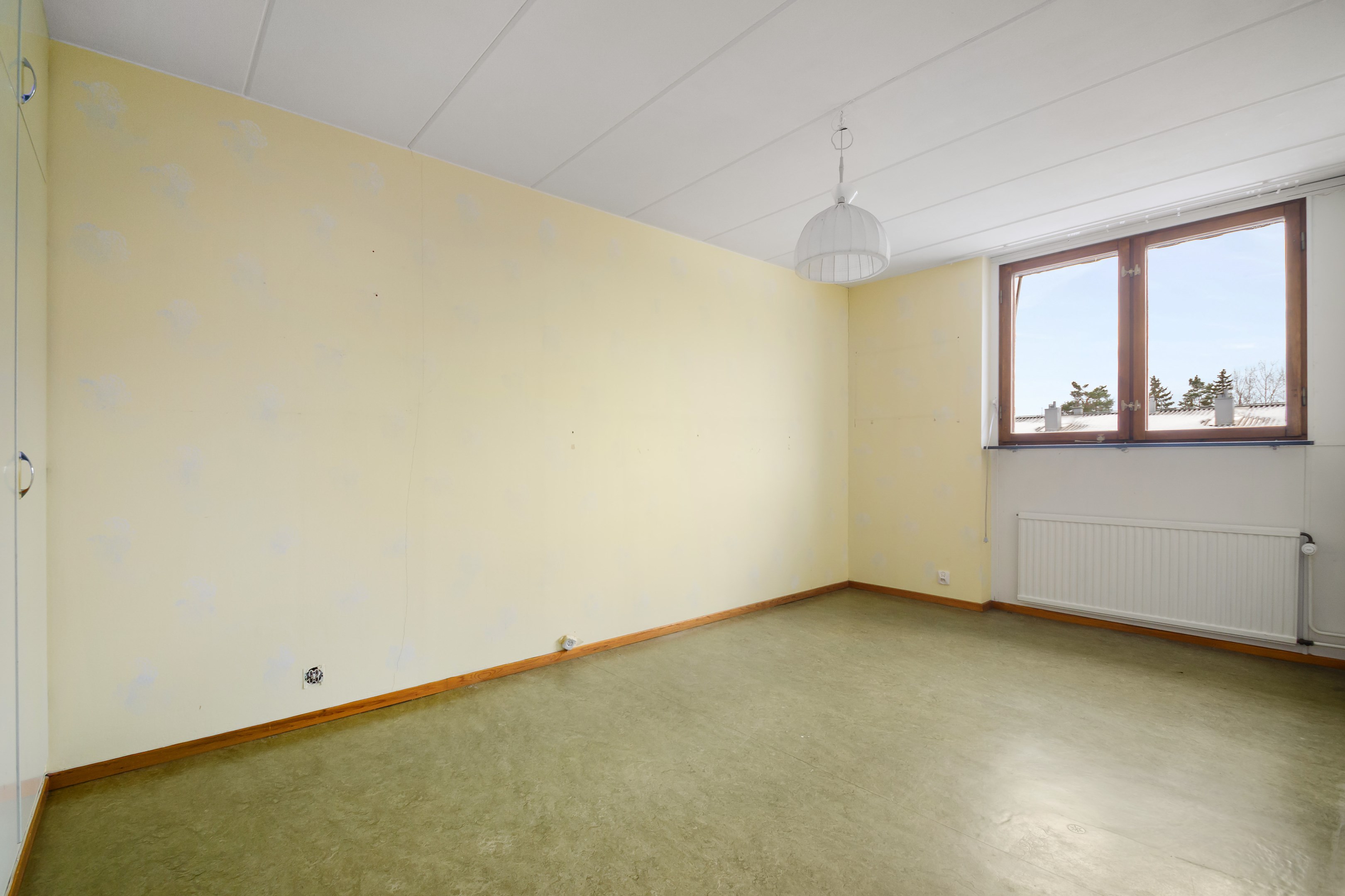 Bostadsbild från Knut Stangenbergs väg 82, Såld i Duvnäs Utskog, Nacka