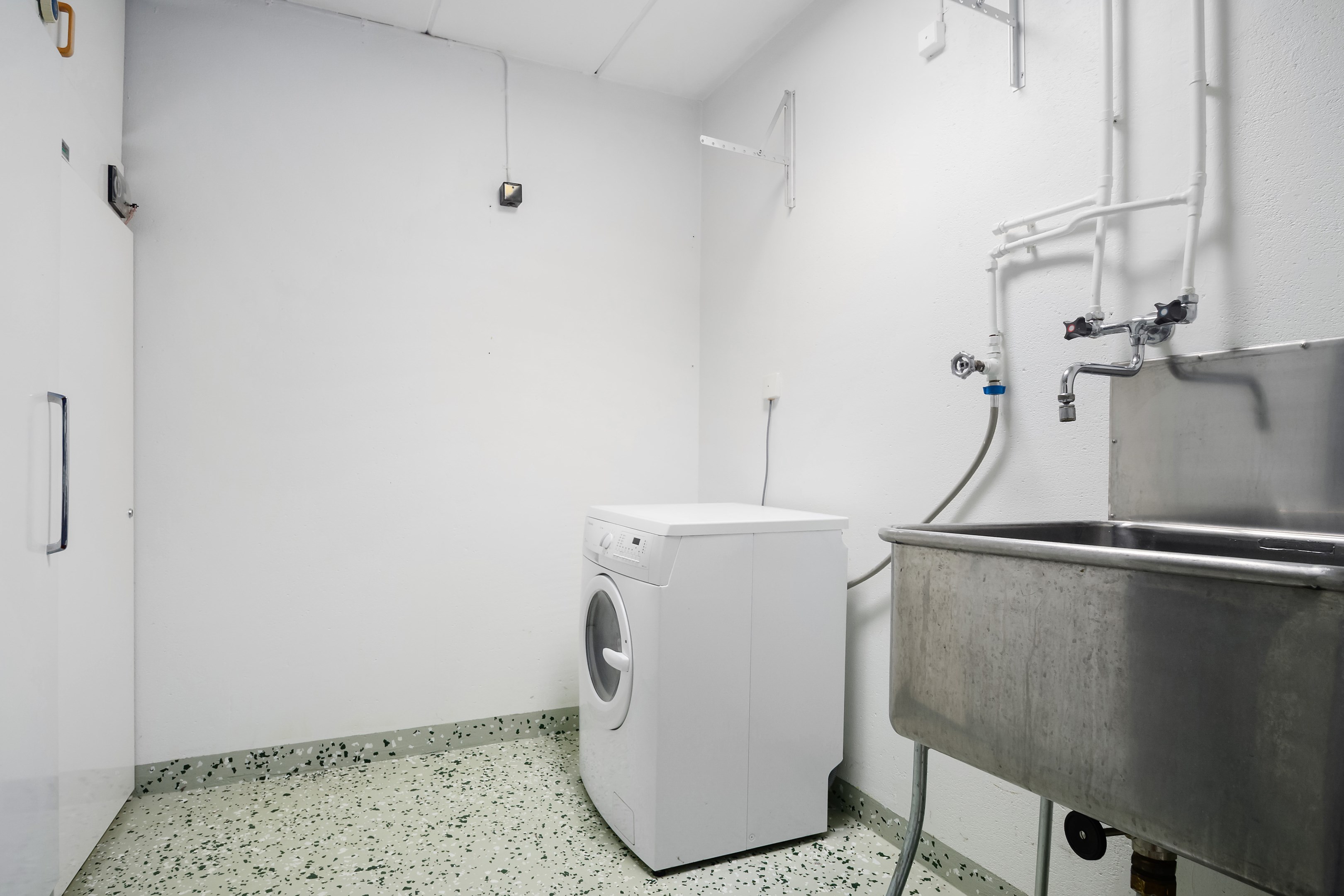 Bostadsbild från Knut Stangenbergs väg 82, Såld i Duvnäs Utskog, Nacka