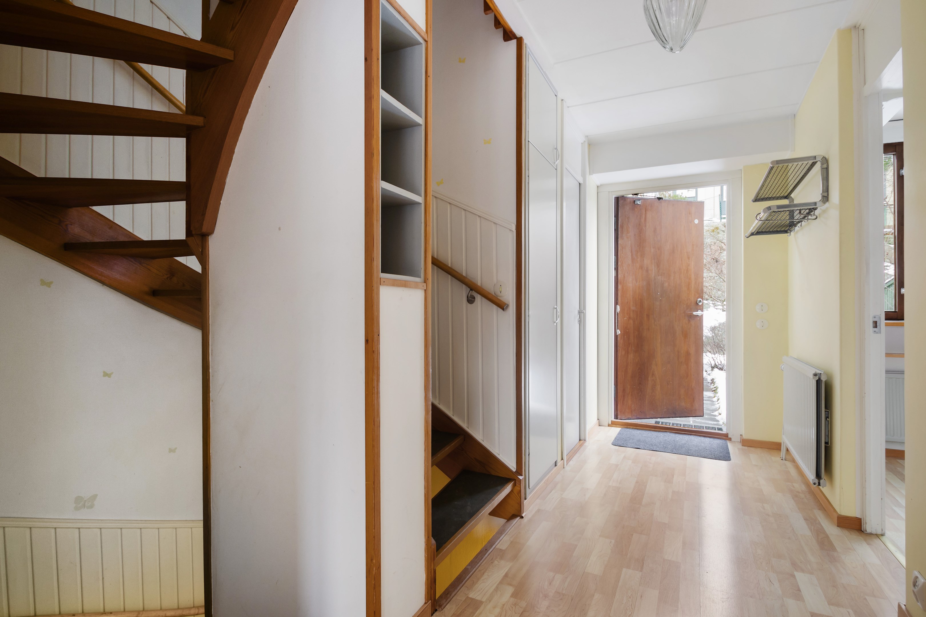 Bostadsbild från Knut Stangenbergs väg 82, Såld i Duvnäs Utskog, Nacka