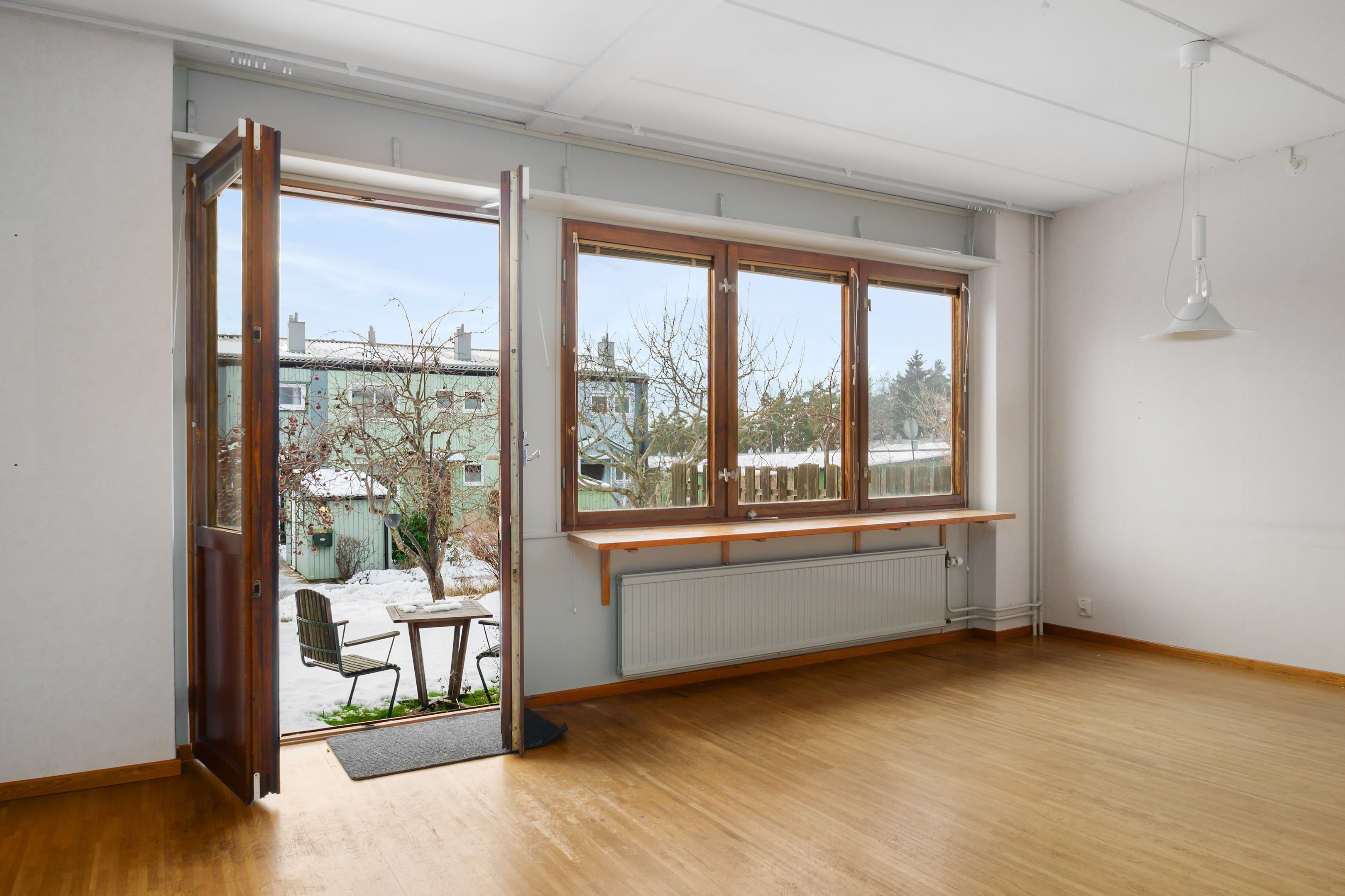 Bostadsbild från Knut Stangenbergs väg 82, Såld i Duvnäs Utskog, Nacka