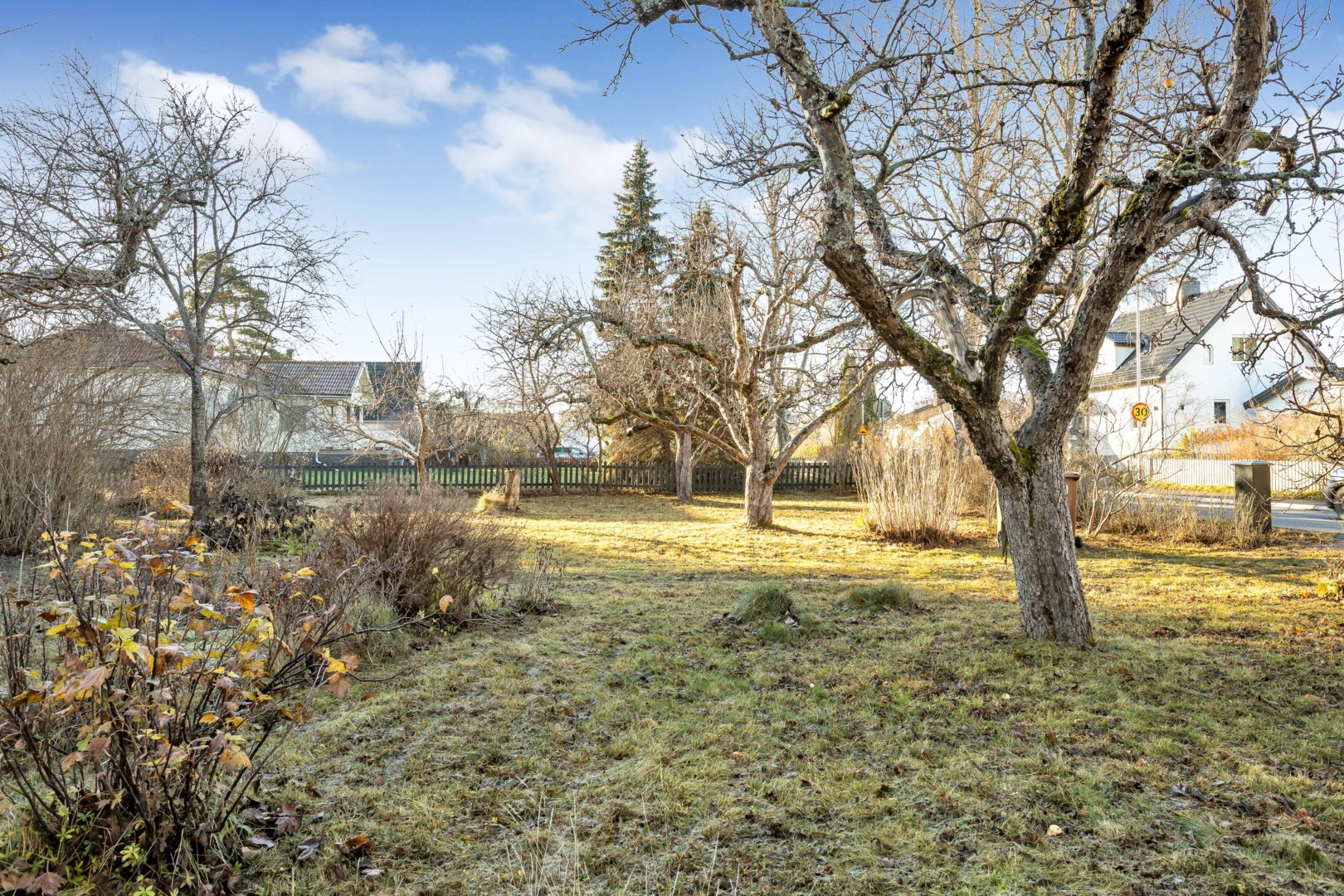 Bostadsbild från Vattgårdsvägen 20, Såld i Storvreta, Uppsala