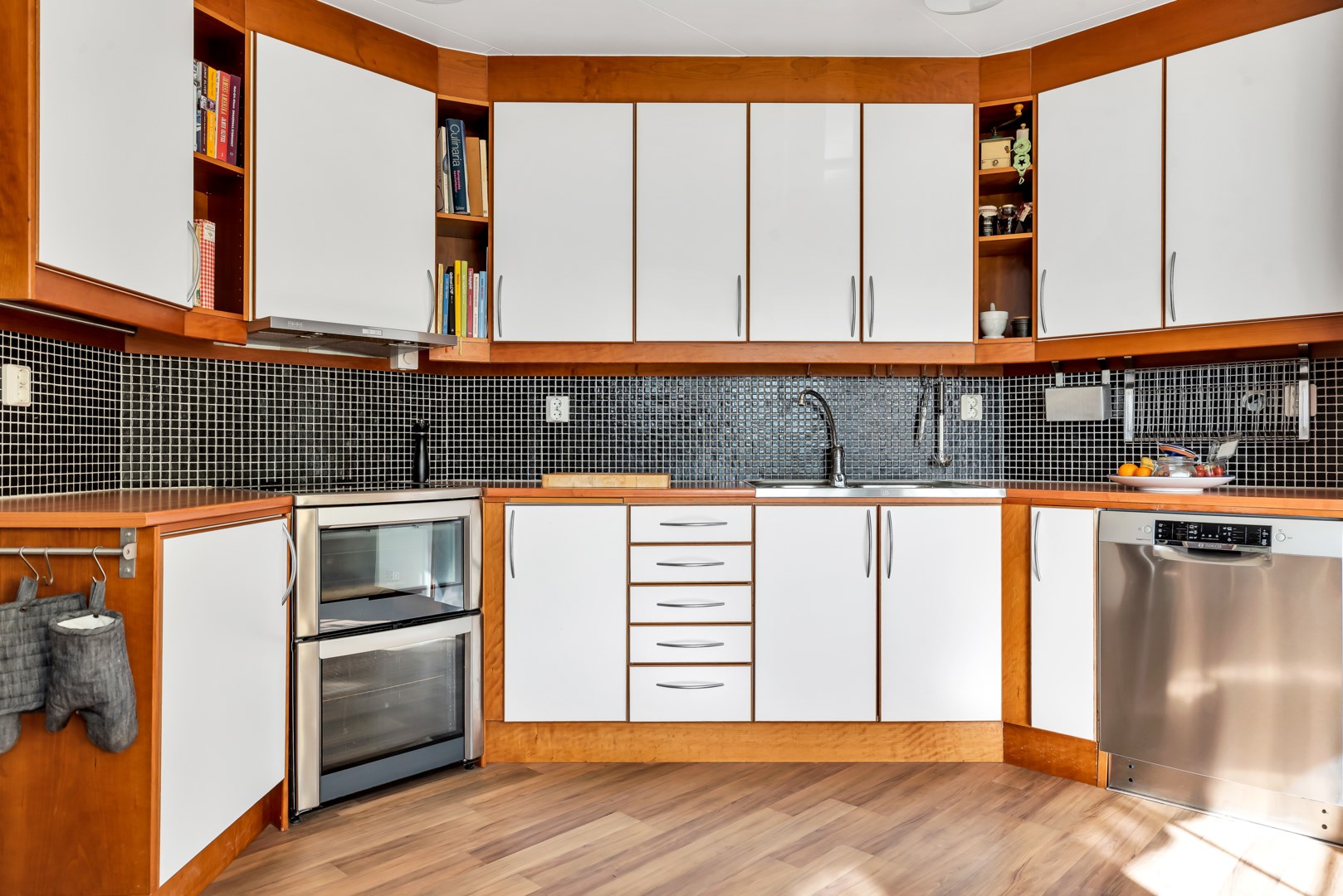 Bostadsbild från Vallby ängsväg 7, Såld i Rasbo, Uppsala