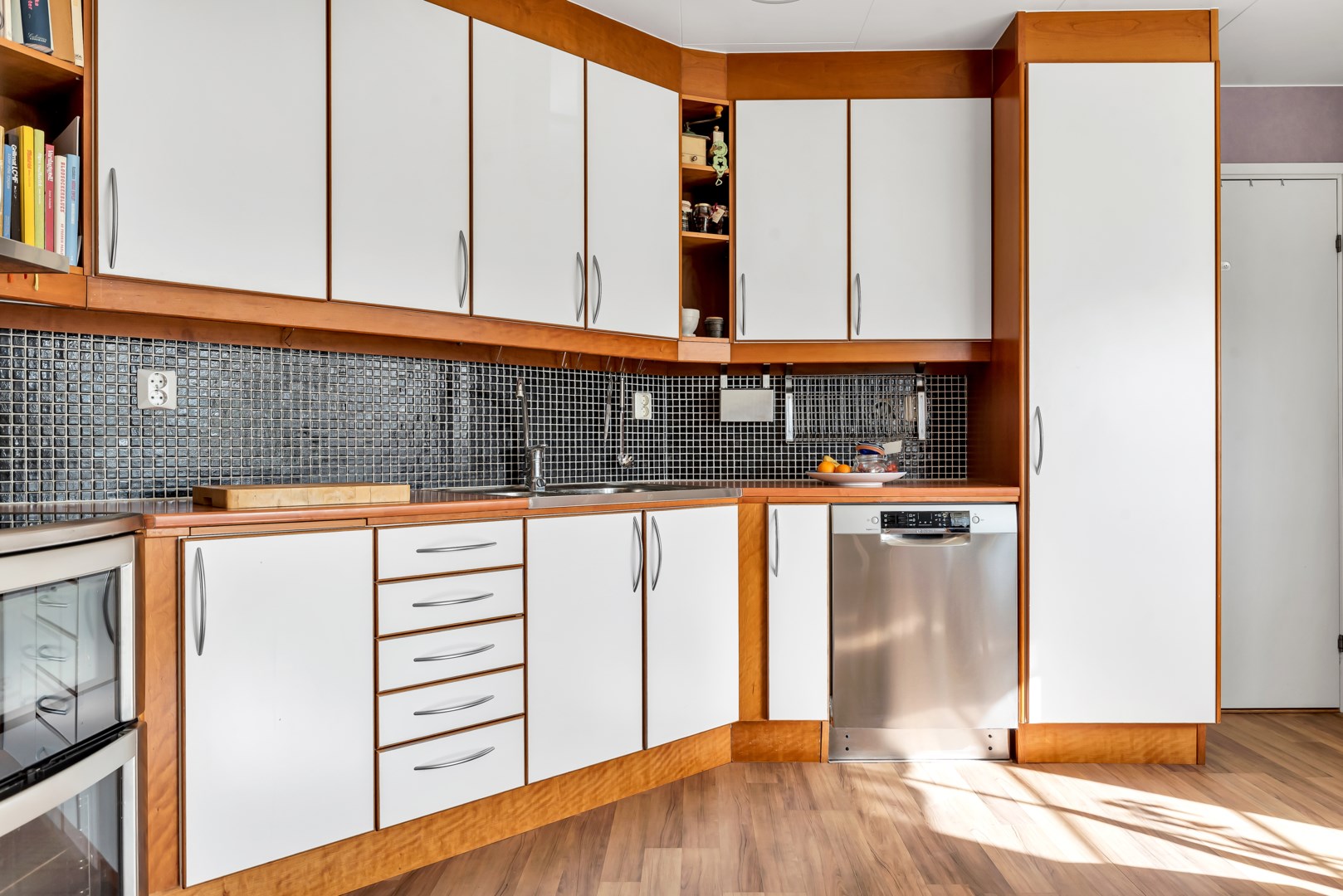 Bostadsbild från Vallby ängsväg 7, Såld i Rasbo, Uppsala