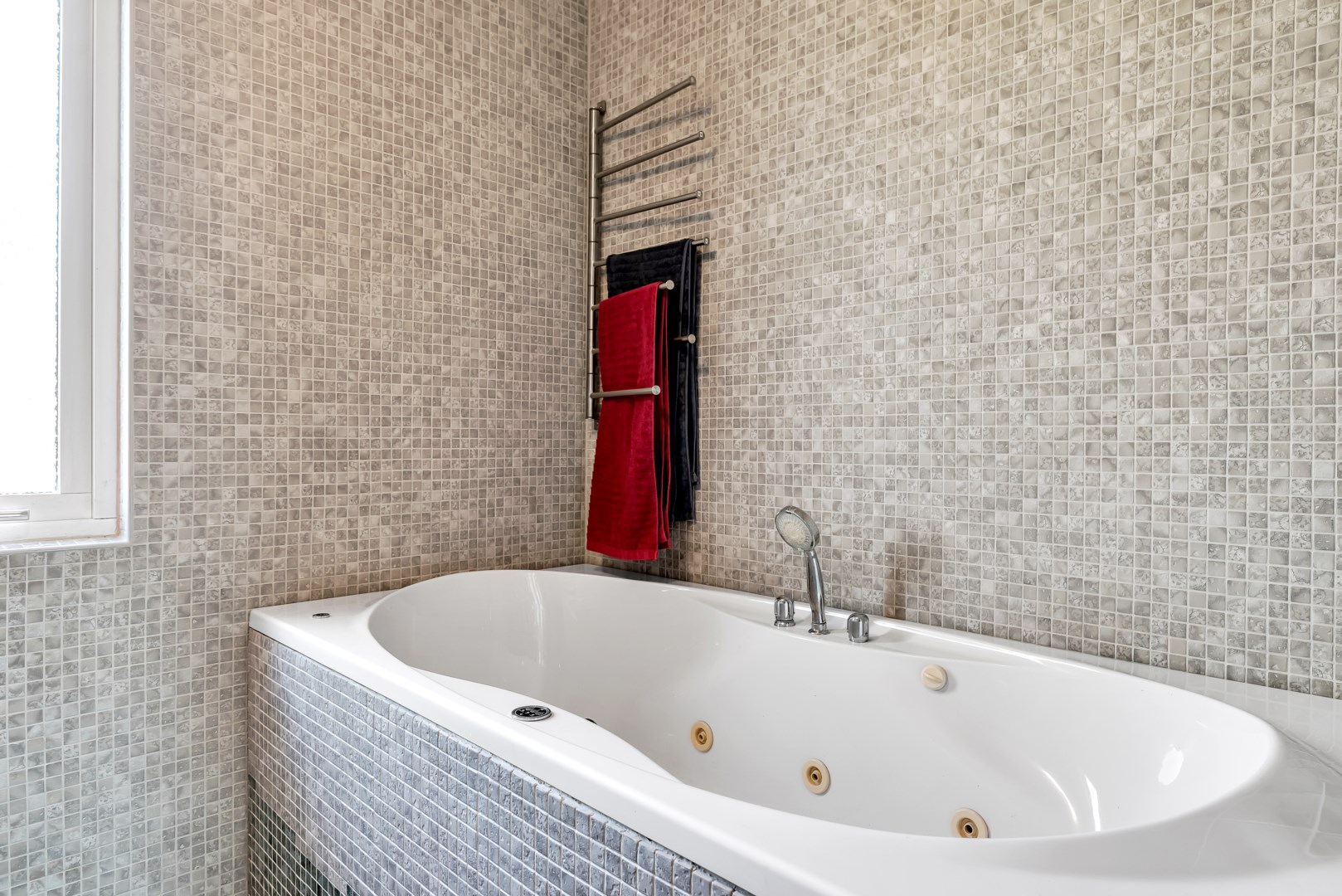 Bostadsbild från Vallby ängsväg 7, Såld i Rasbo, Uppsala