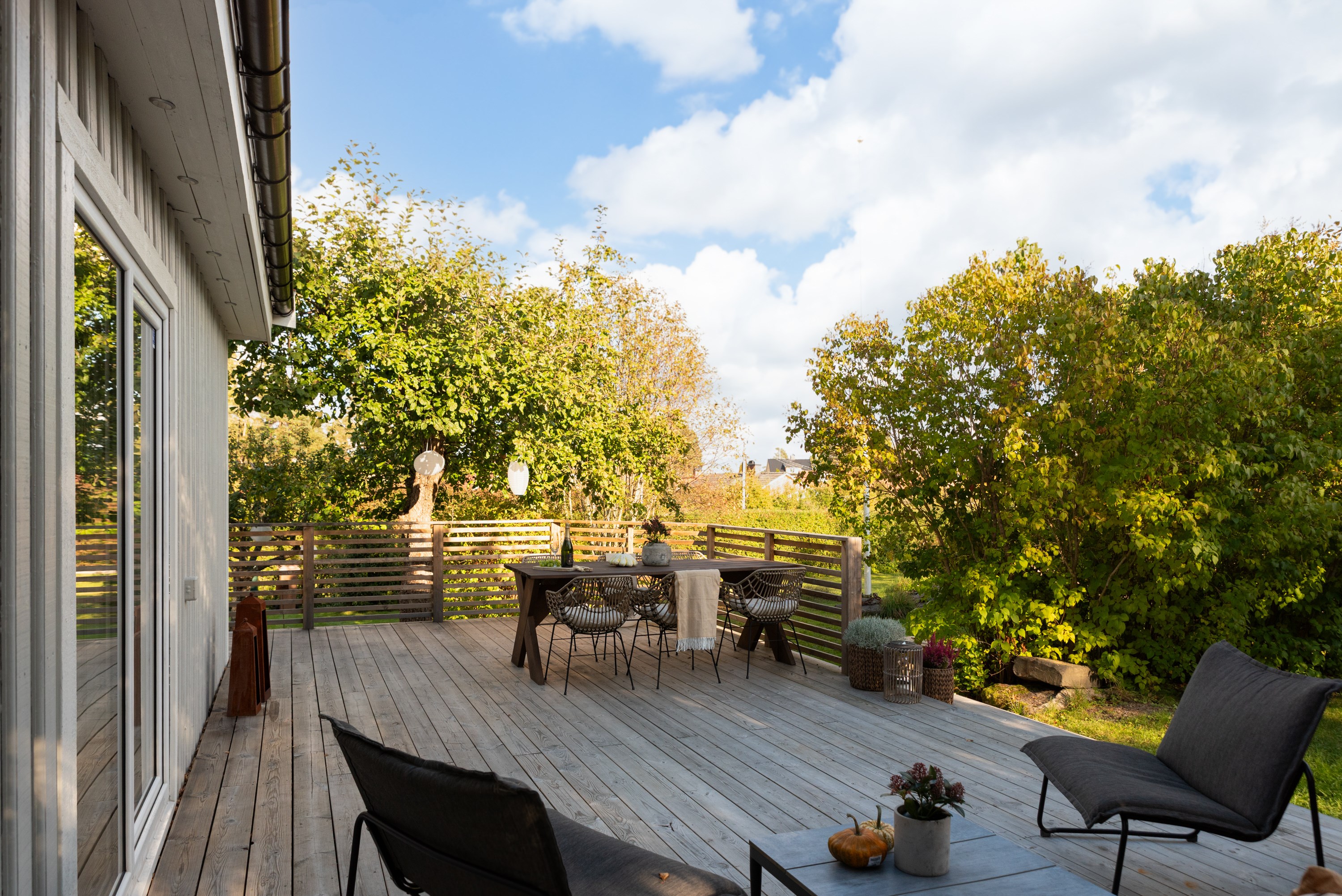 Bostadsbild från Östjädravägen 9, Såld i Dingtuna, Västerås