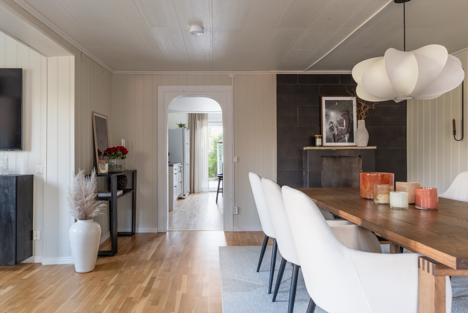 Bostadsbild från Östjädravägen 9, Såld i Dingtuna, Västerås