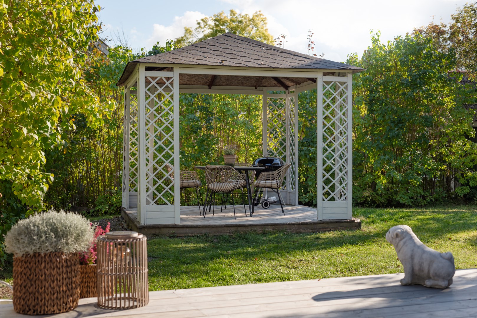 Bostadsbild från Östjädravägen 9, Såld i Dingtuna, Västerås