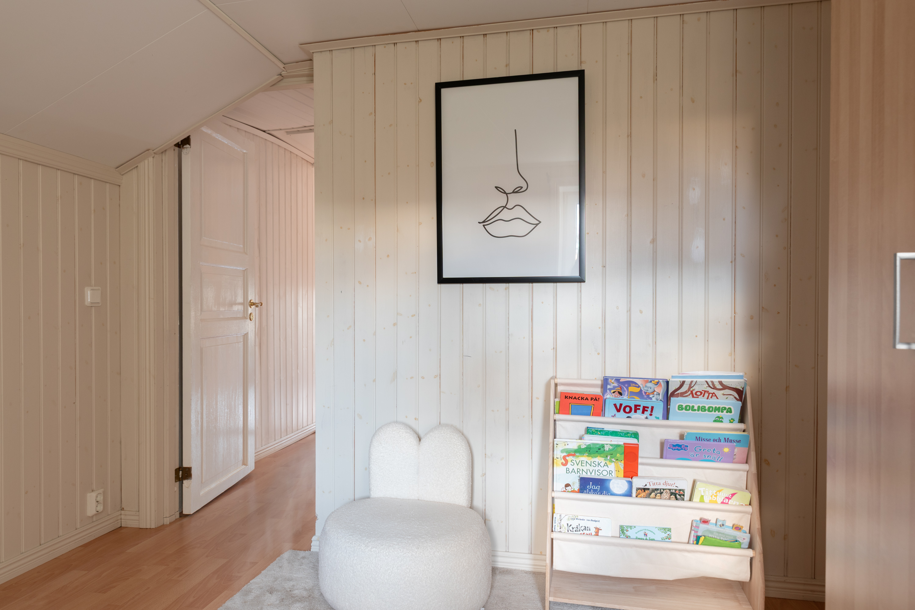 Bostadsbild från Östjädravägen 9, Såld i Dingtuna, Västerås