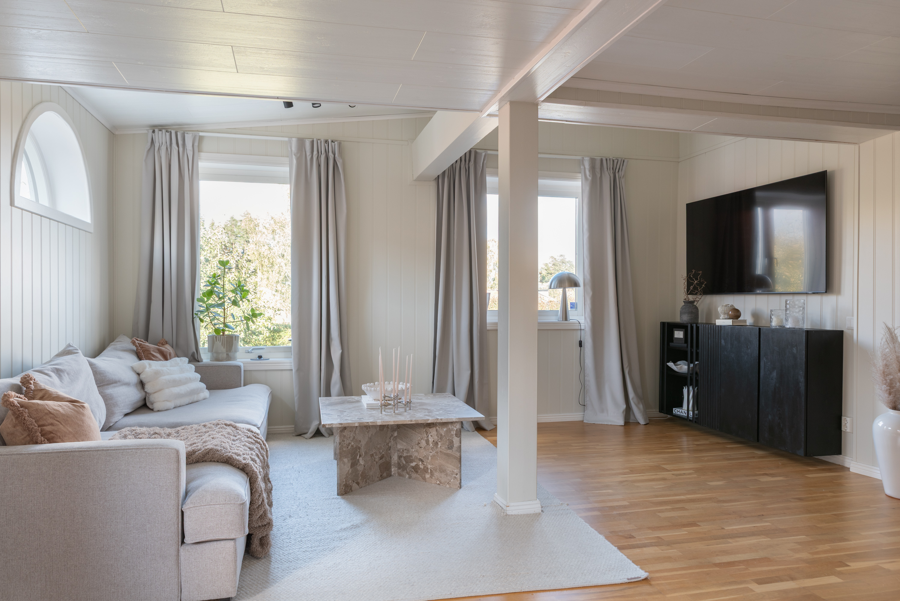 Bostadsbild från Östjädravägen 9, Såld i Dingtuna, Västerås