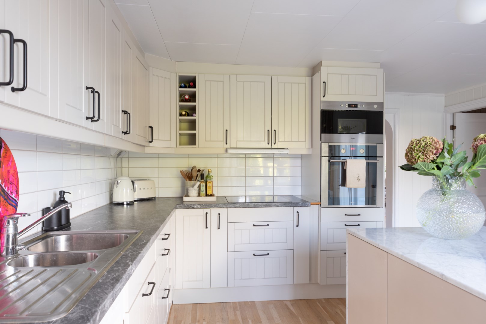 Bostadsbild från Östjädravägen 9, Såld i Dingtuna, Västerås