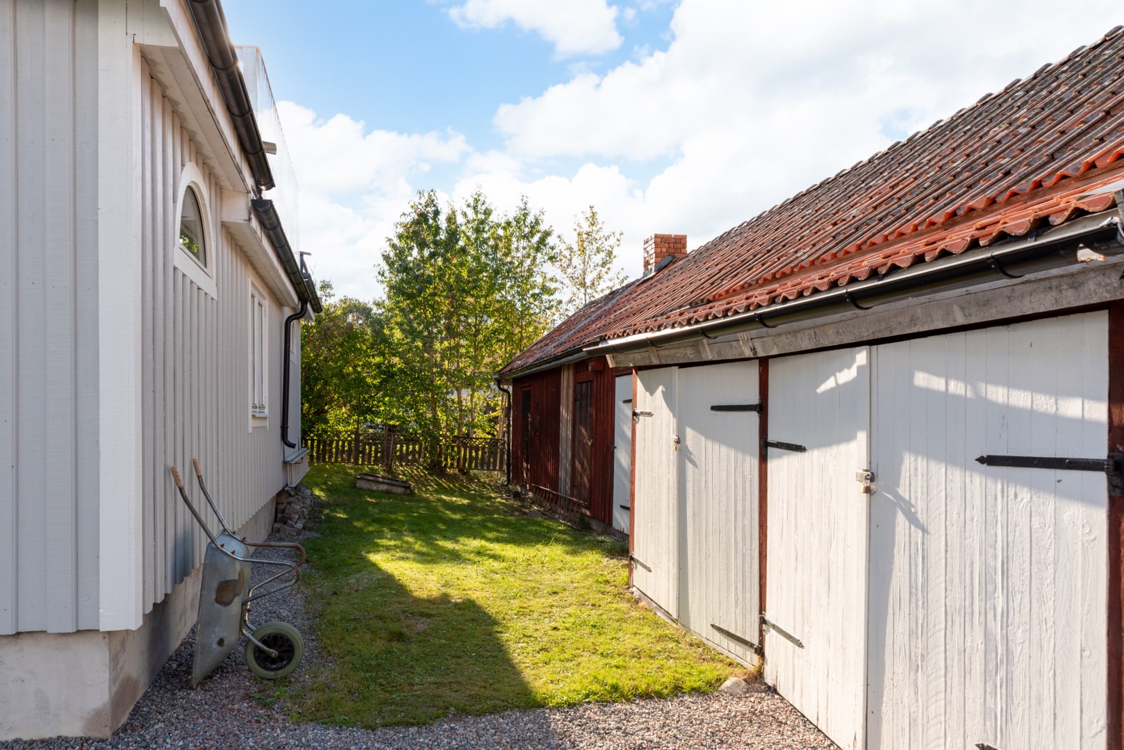 Bostadsbild från Östjädravägen 9, Såld i Dingtuna, Västerås