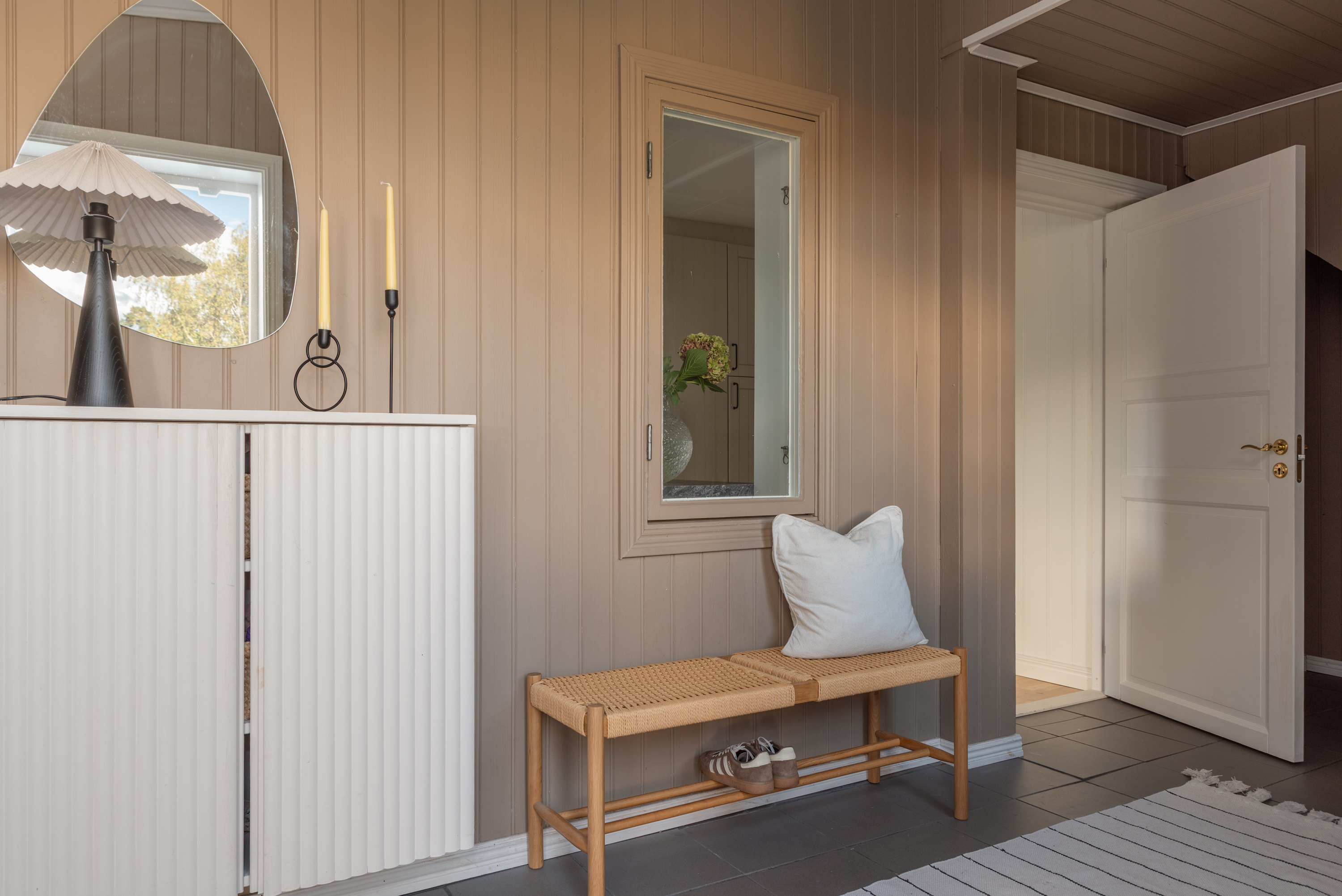 Bostadsbild från Östjädravägen 9, Såld i Dingtuna, Västerås